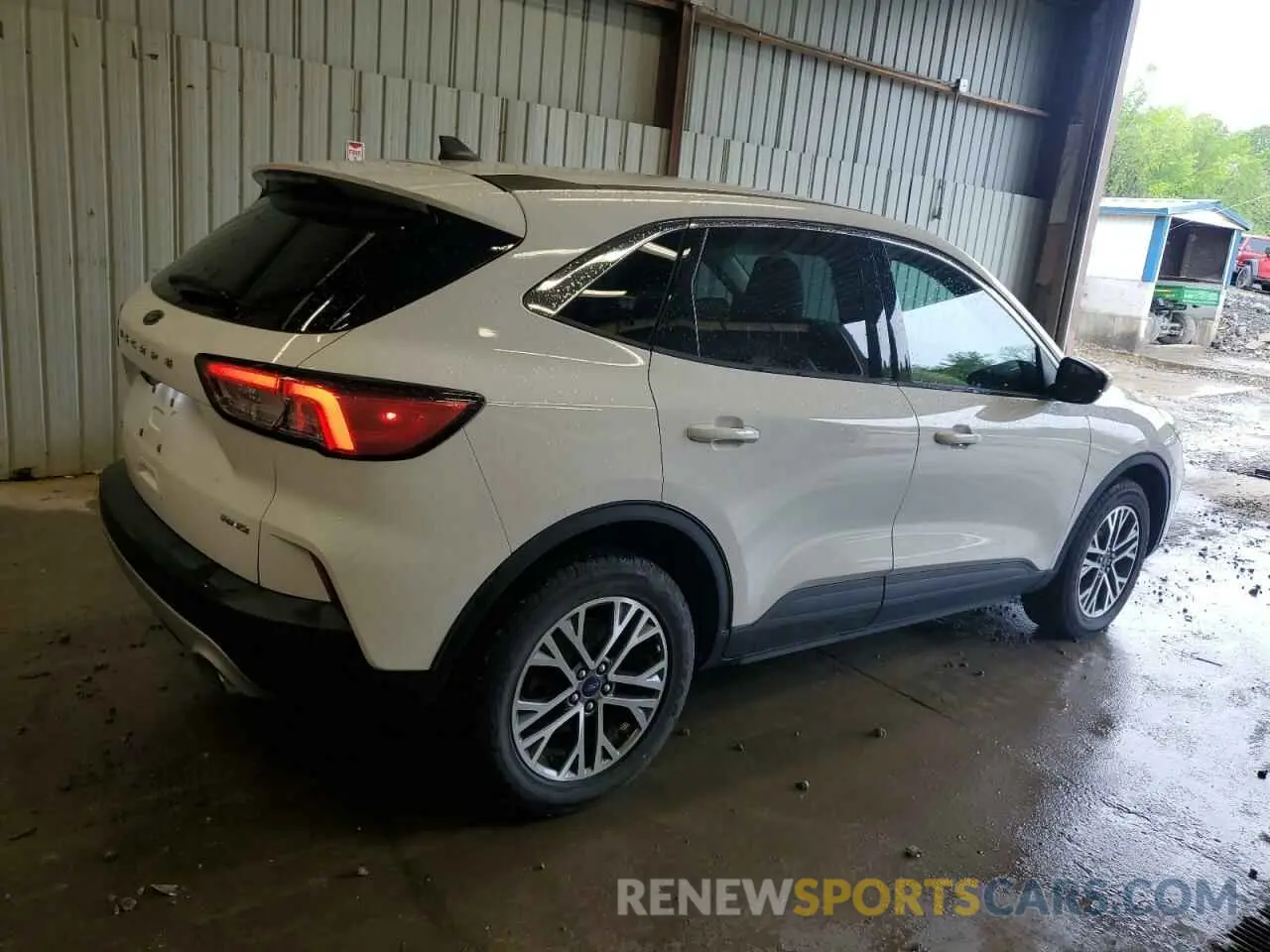 3 fotografías del automóvil dañado 1FMCU9H92NUB12190 FORD ESCAPE 2022