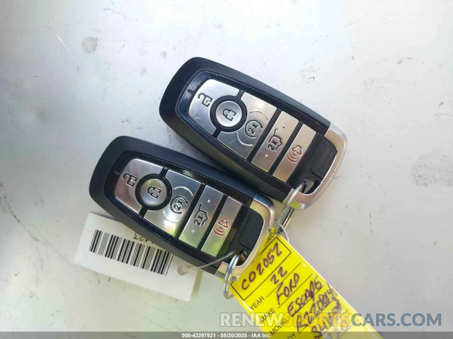 11 fotografías del automóvil dañado 1FMCU9H92NUB12920 FORD ESCAPE 2022