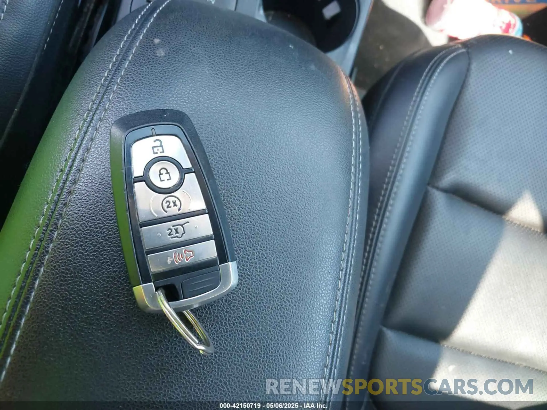 11 fotografías del automóvil dañado 1FMCU9H94NUA45592 FORD ESCAPE 2022