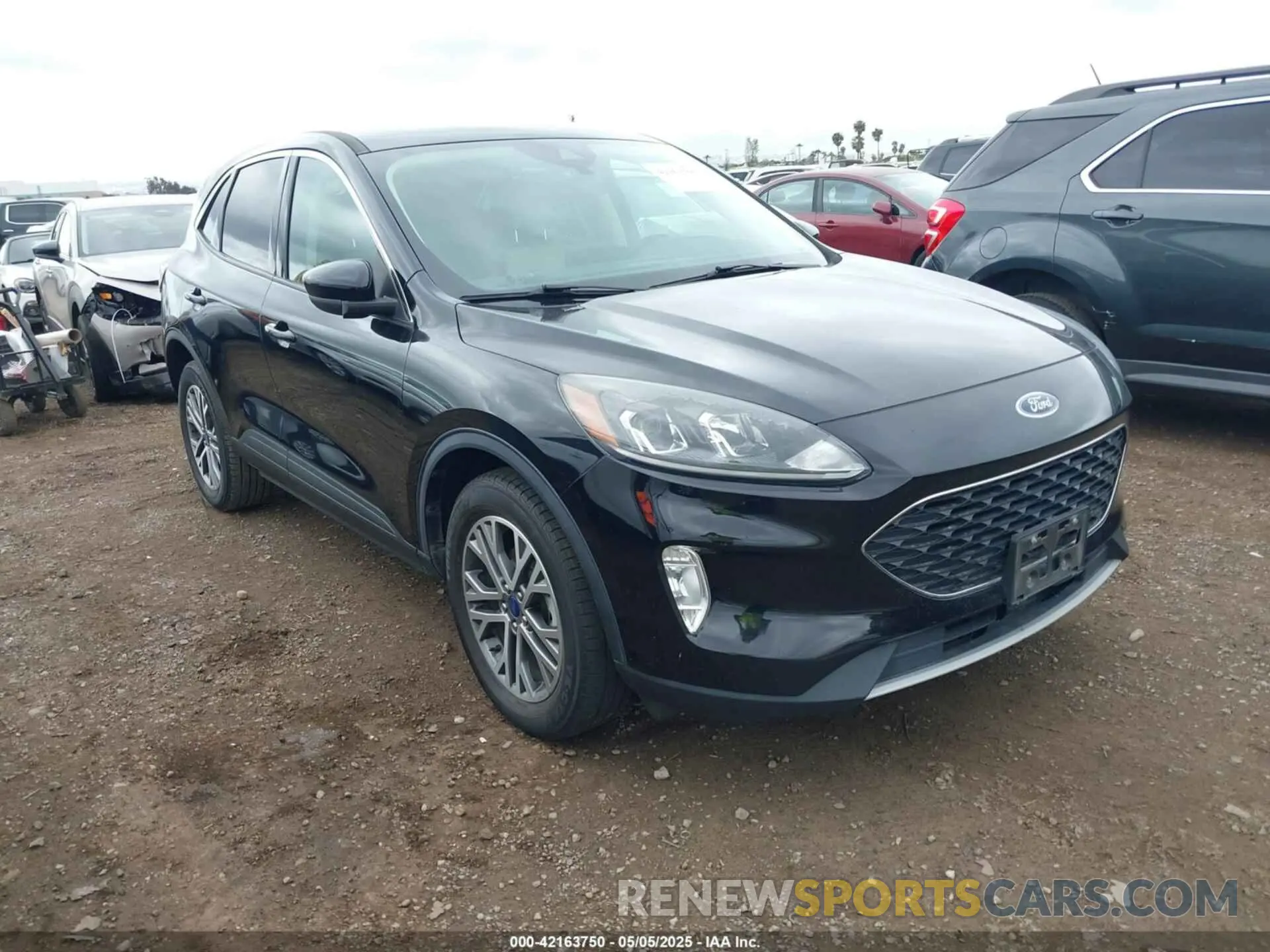 1 fotografías del automóvil dañado 1FMCU9H96NUA75175 FORD ESCAPE 2022