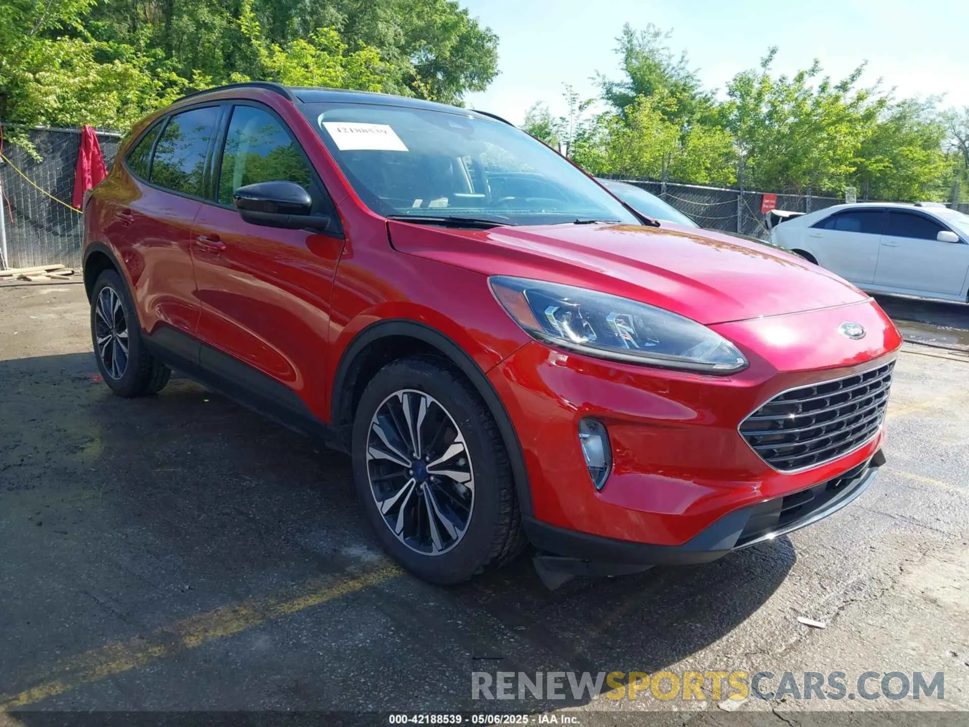 1 fotografías del automóvil dañado 1FMCU9H96NUA82613 FORD ESCAPE 2022