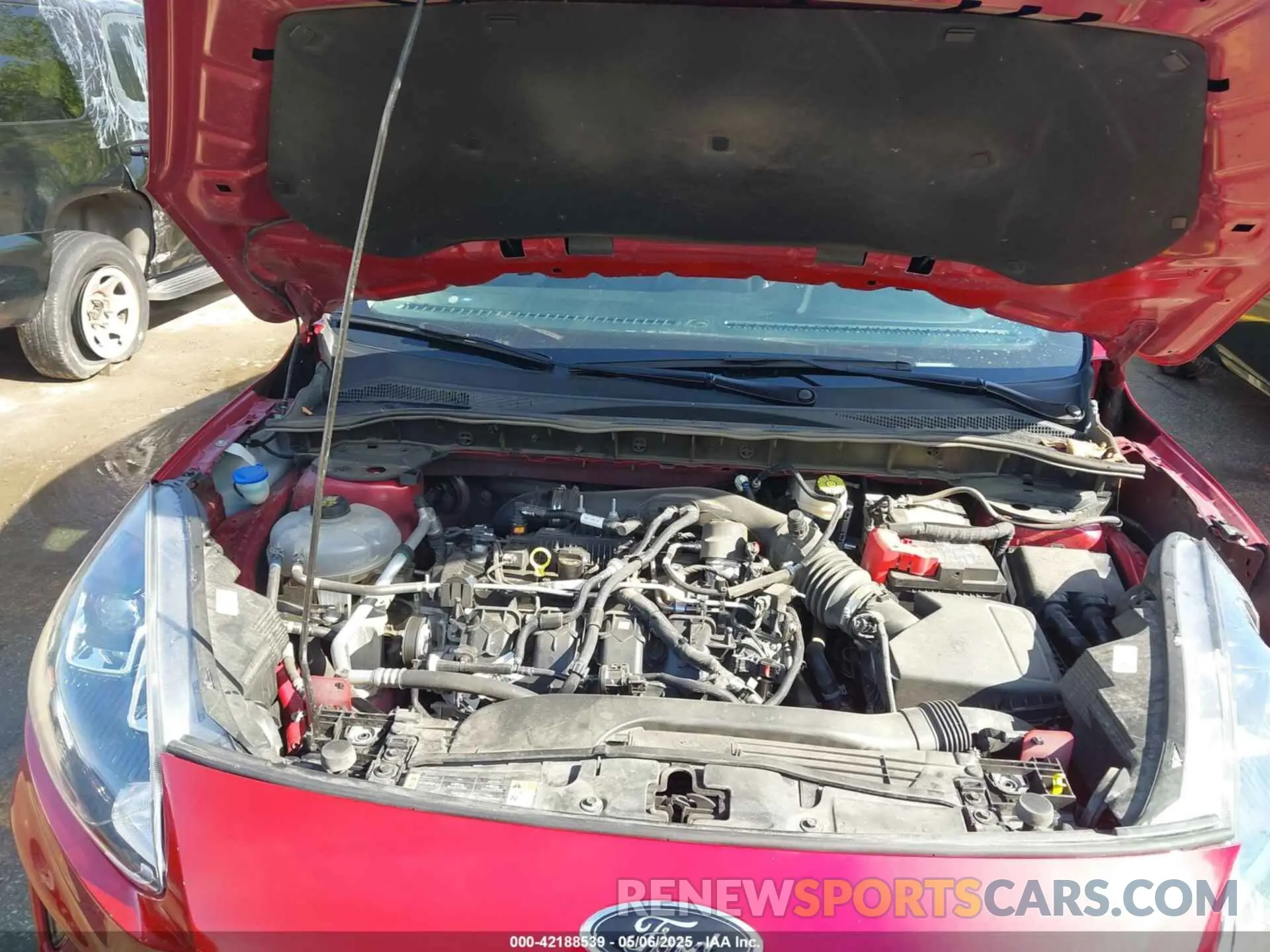 10 fotografías del automóvil dañado 1FMCU9H96NUA82613 FORD ESCAPE 2022
