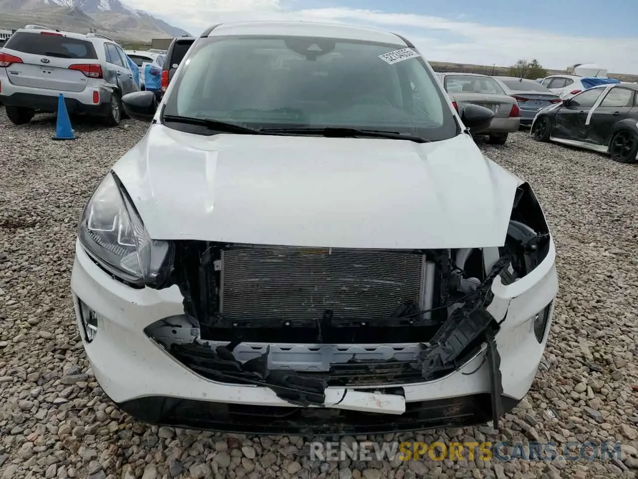 5 fotografías del automóvil dañado 1FMCU9H97NUB11763 FORD ESCAPE 2022
