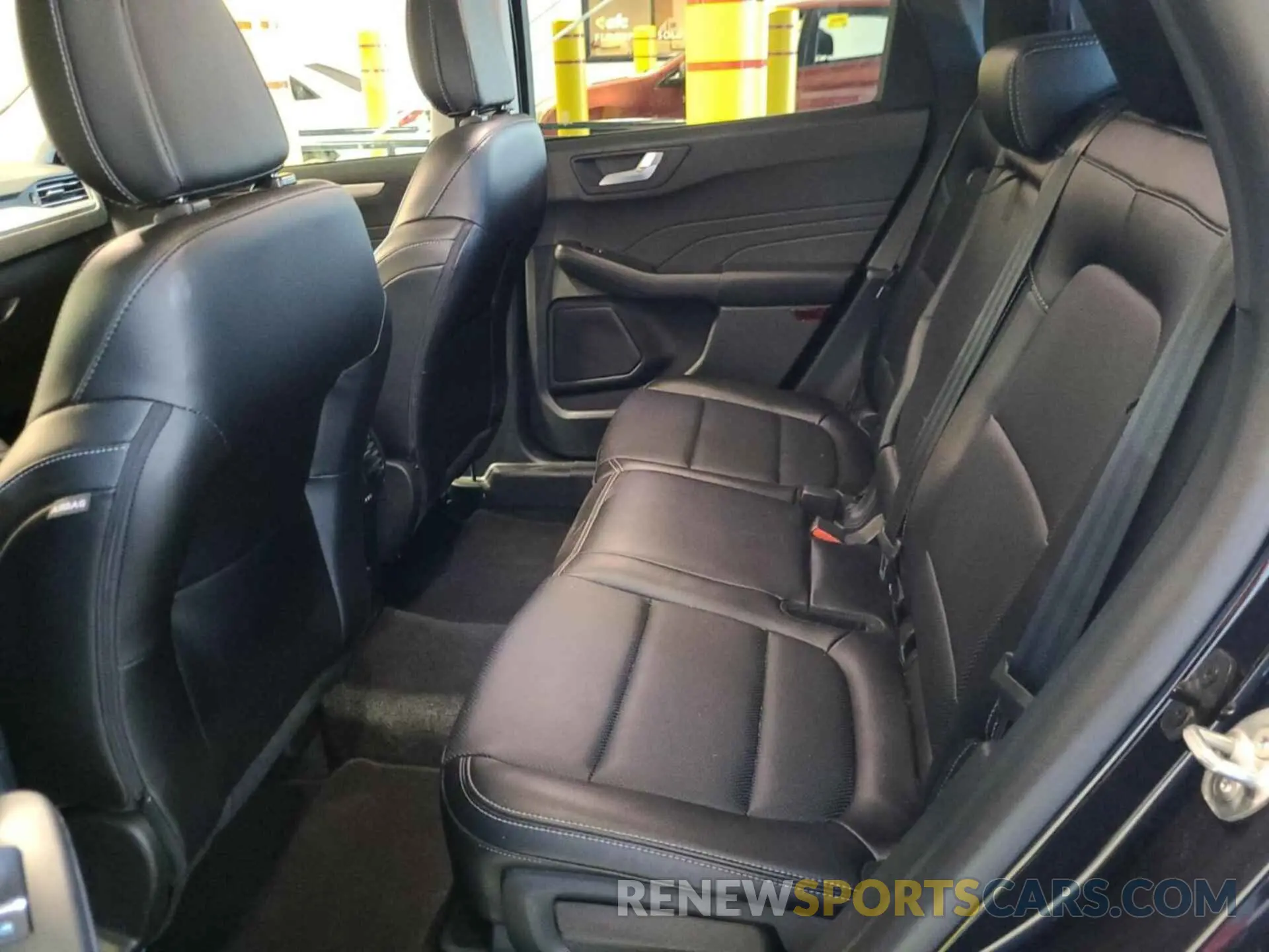 12 fotografías del automóvil dañado 1FMCU9H9XNUA49176 FORD ESCAPE 2022