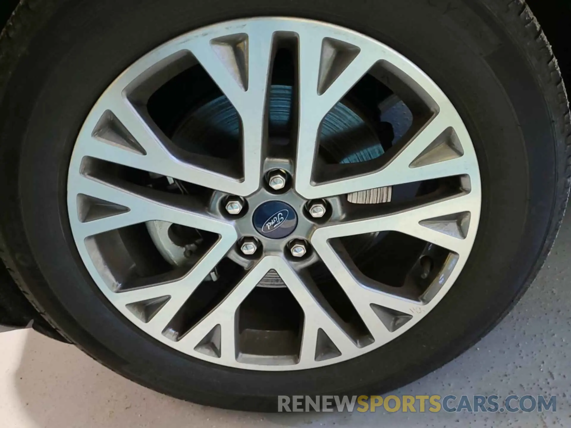2 fotografías del automóvil dañado 1FMCU9H9XNUA49176 FORD ESCAPE 2022