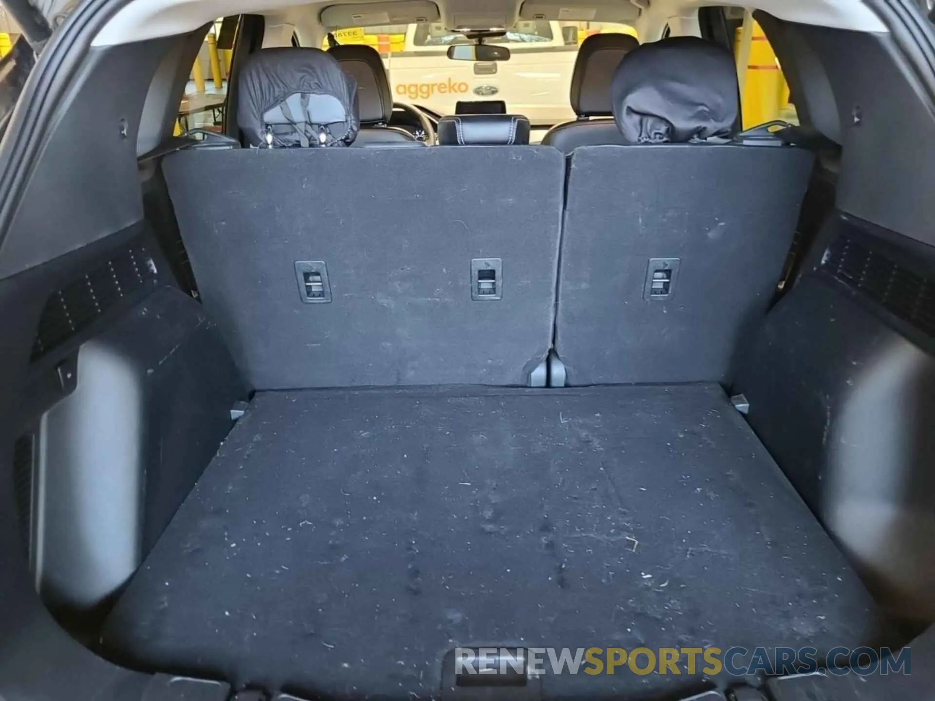 4 fotografías del automóvil dañado 1FMCU9H9XNUA49176 FORD ESCAPE 2022