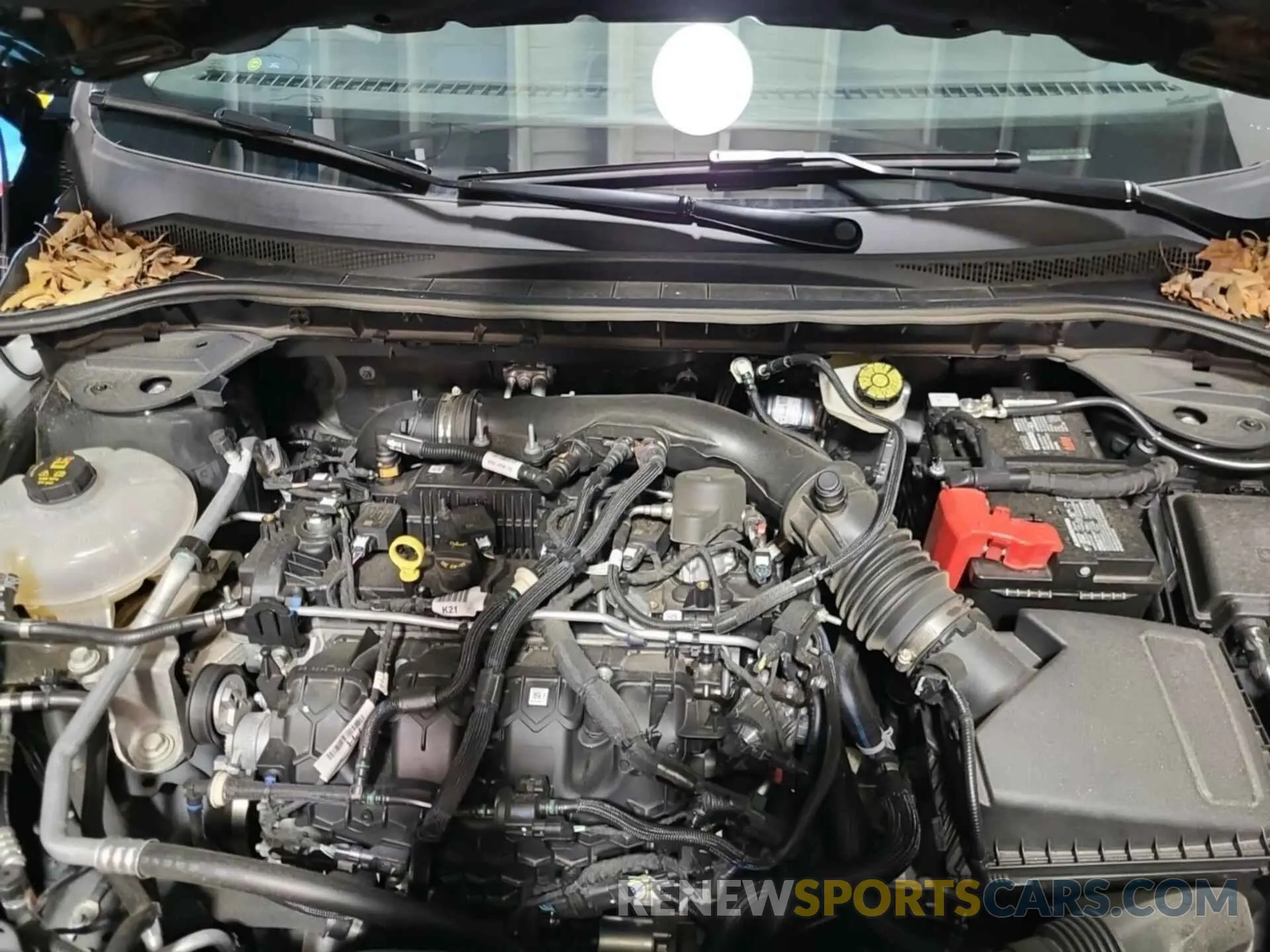 8 fotografías del automóvil dañado 1FMCU9H9XNUA49176 FORD ESCAPE 2022