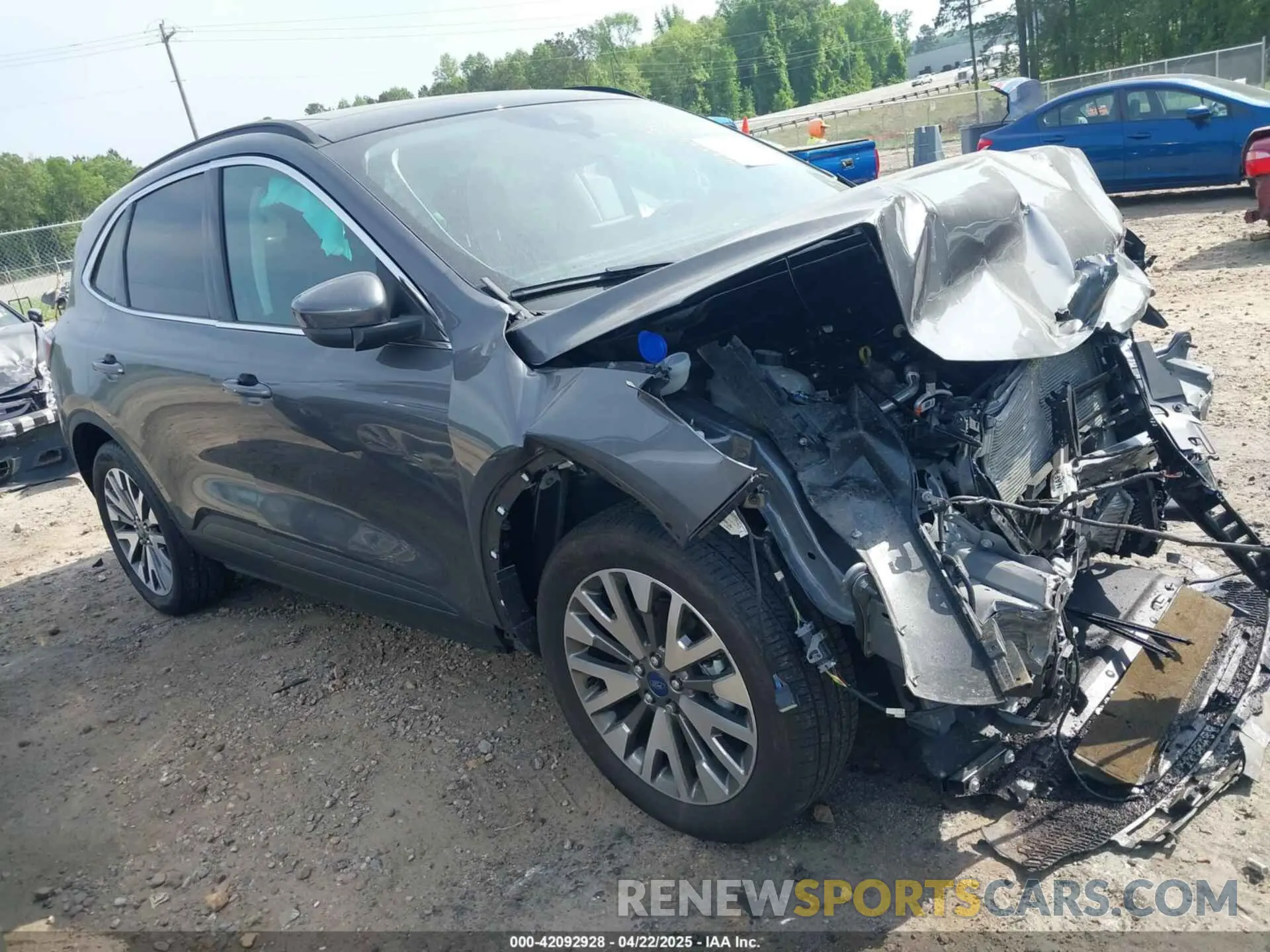 1 fotografías del automóvil dañado 1FMCU9J91NUB87215 FORD ESCAPE 2022