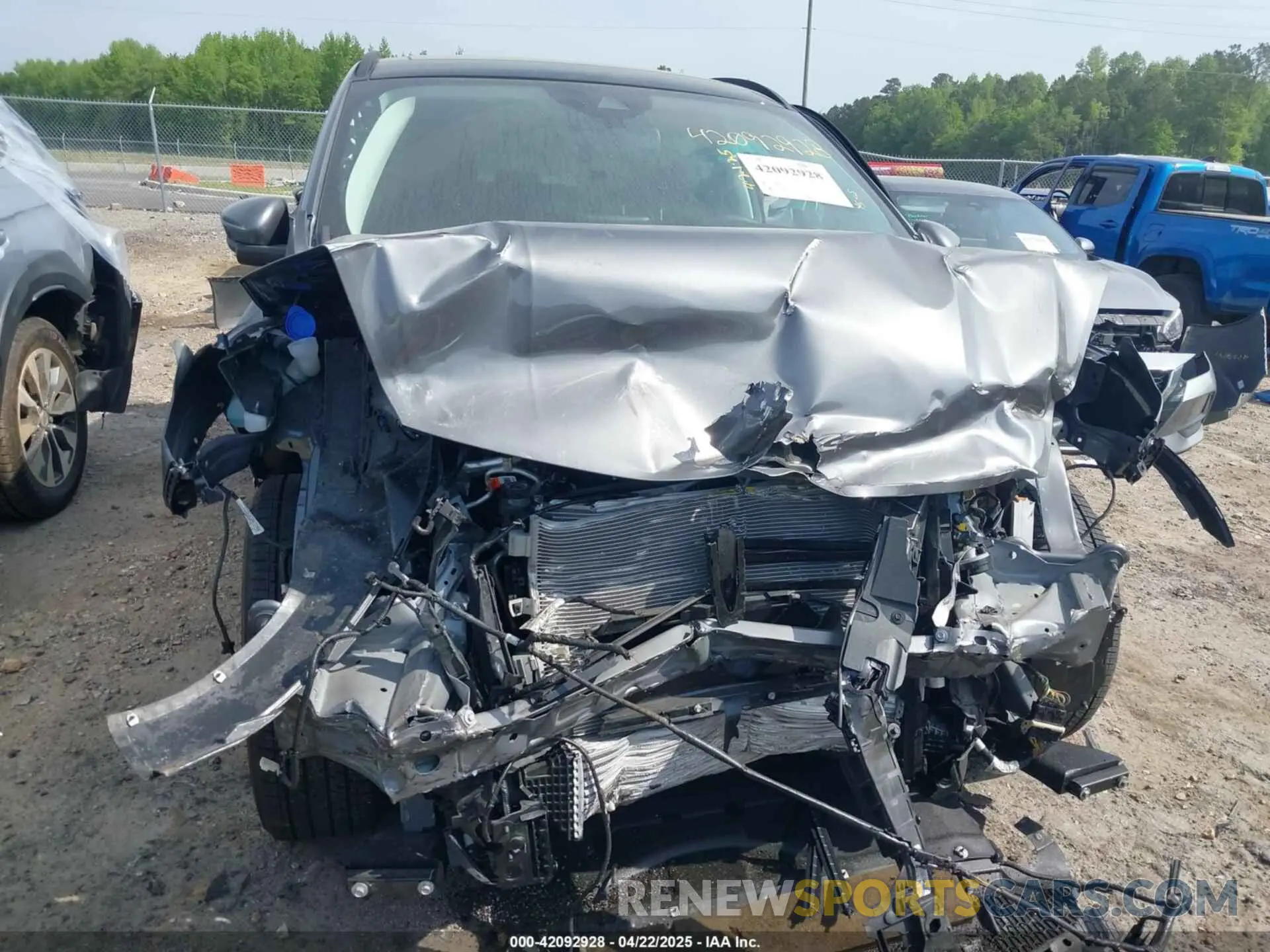 13 fotografías del automóvil dañado 1FMCU9J91NUB87215 FORD ESCAPE 2022
