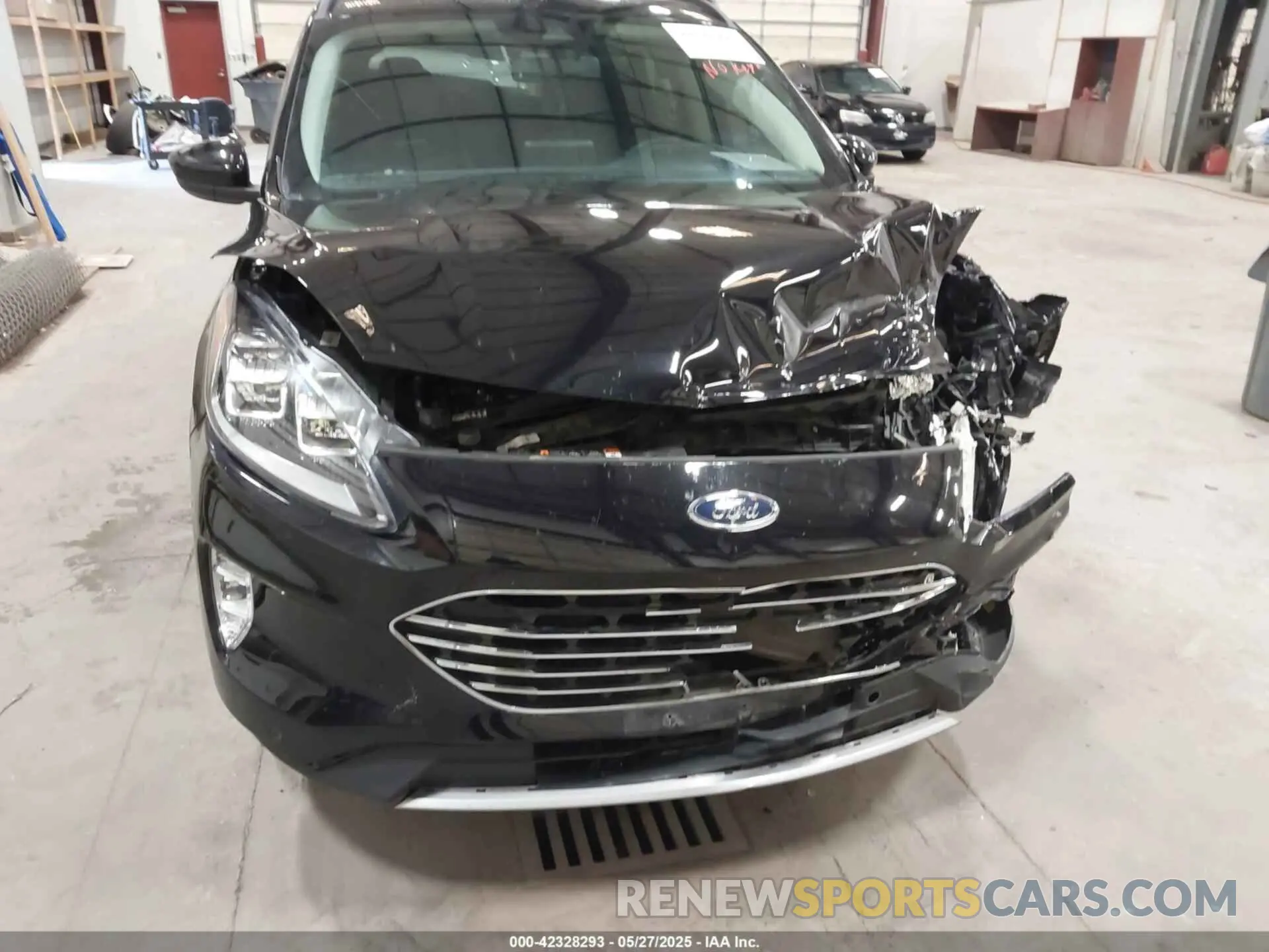 17 fotografías del automóvil dañado 1FMCU9J94NUA13638 FORD ESCAPE 2022