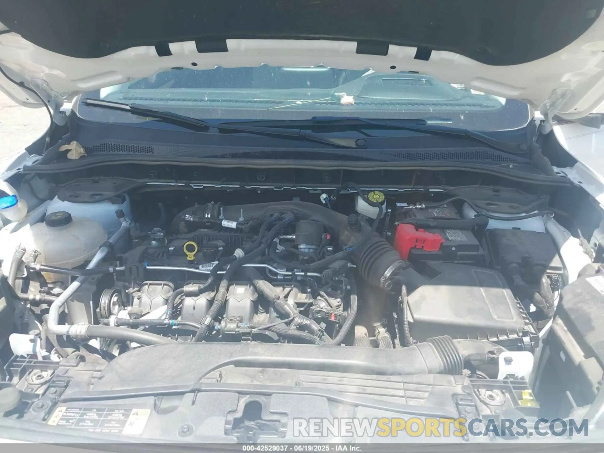 10 fotografías del automóvil dañado 1FMCU9J94NUB51177 FORD ESCAPE 2022