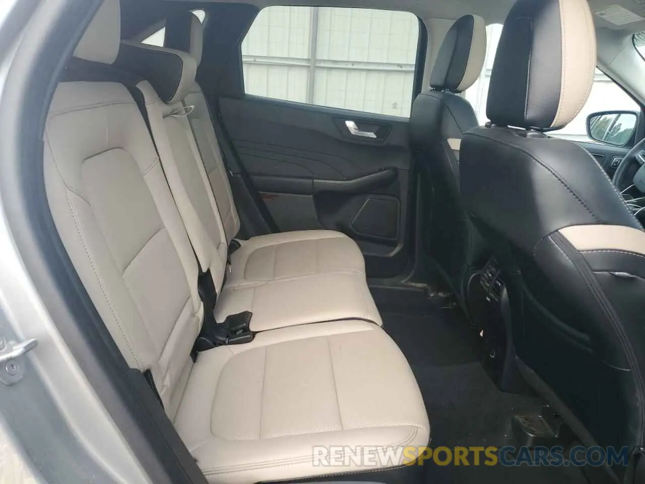 11 fotografías del automóvil dañado 1FMCU9J99NUB96762 FORD ESCAPE 2022