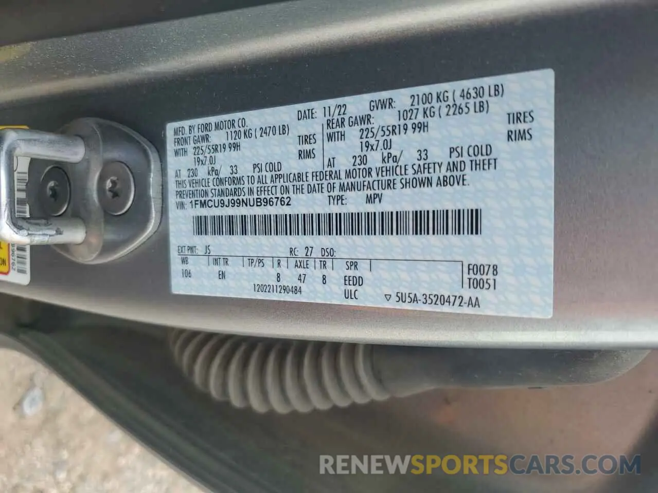 14 fotografías del automóvil dañado 1FMCU9J99NUB96762 FORD ESCAPE 2022