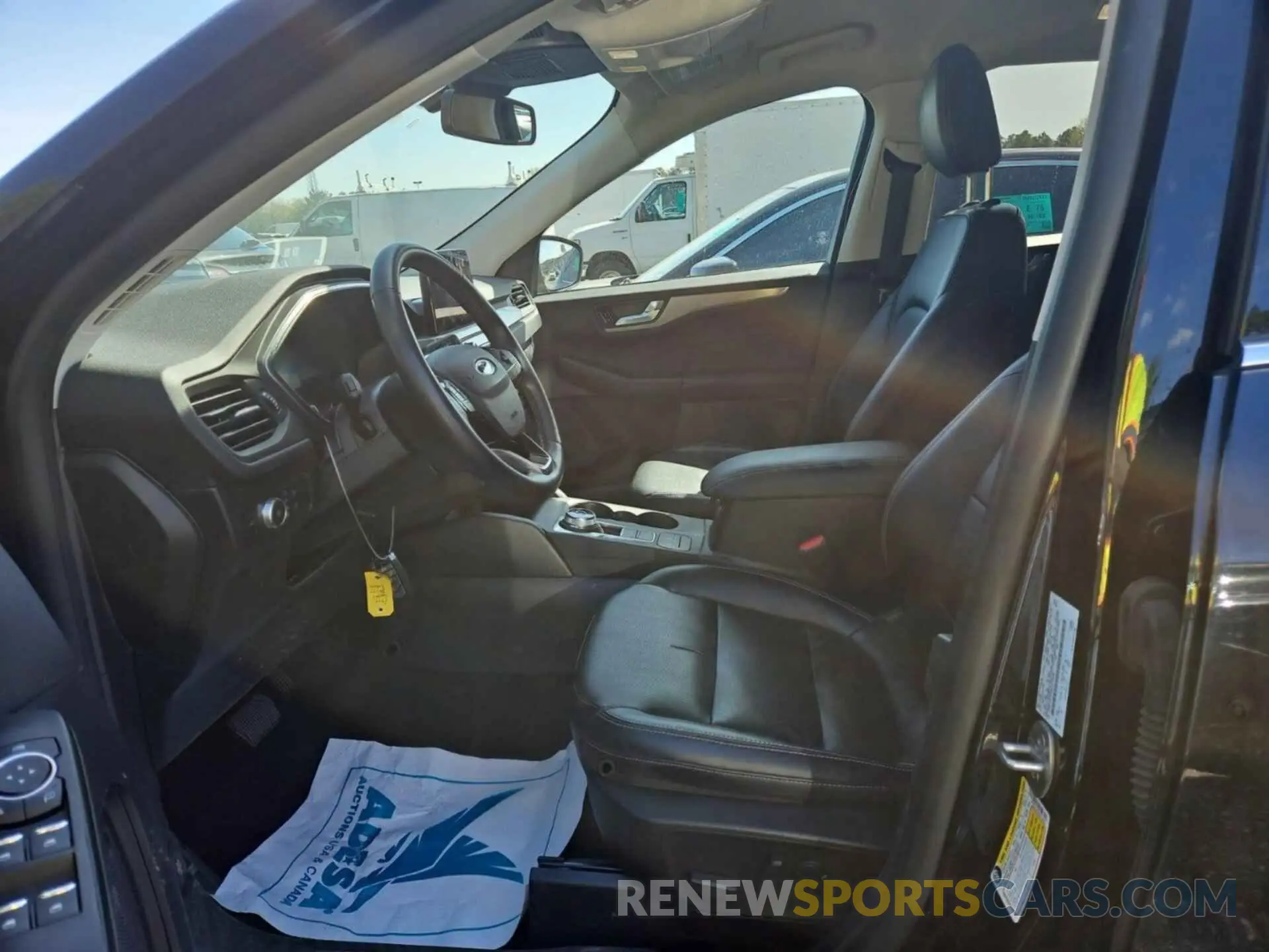12 fotografías del automóvil dañado 1FMCU9J9XNUA73925 FORD ESCAPE 2022