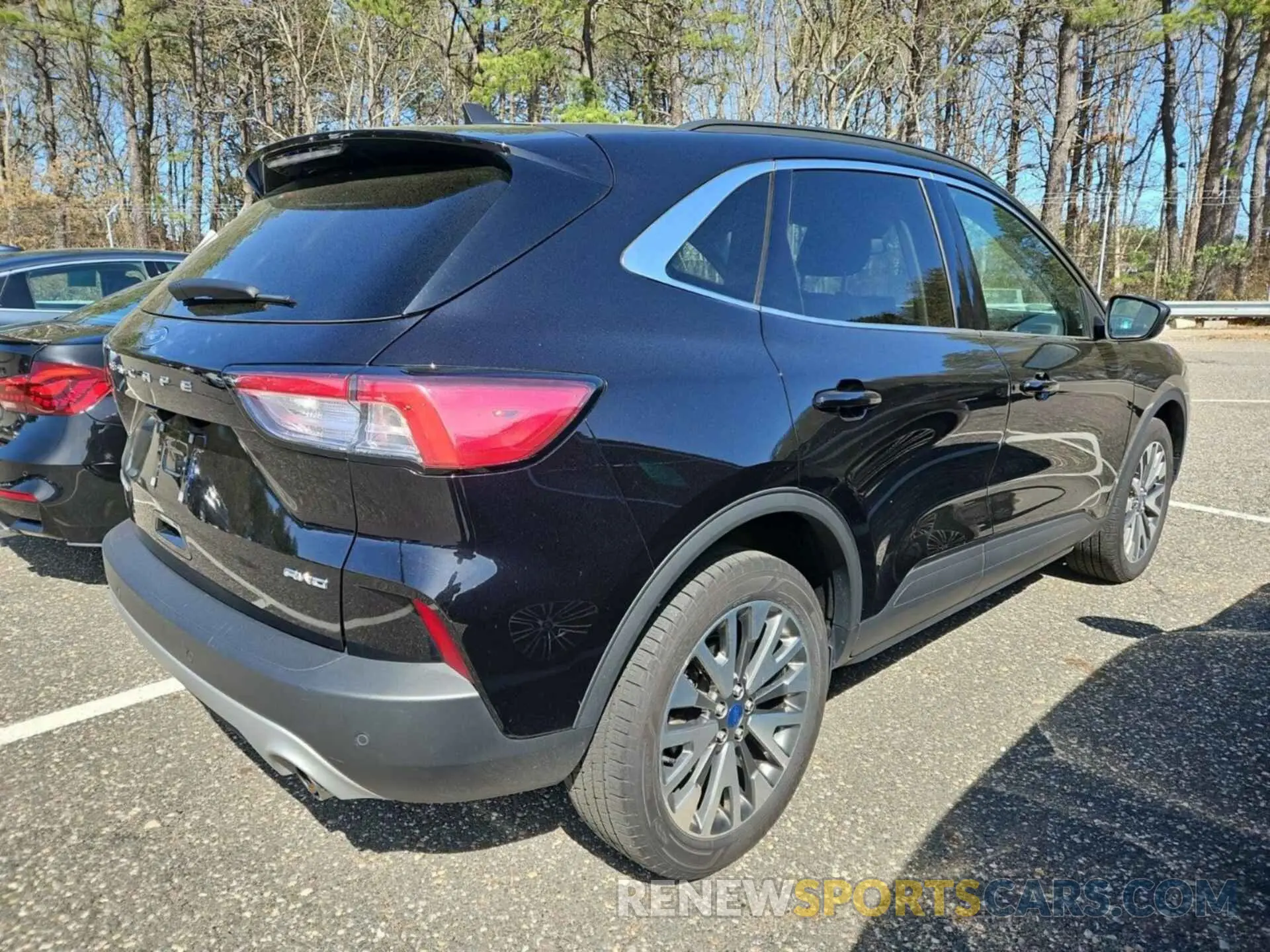 31 fotografías del automóvil dañado 1FMCU9J9XNUA73925 FORD ESCAPE 2022