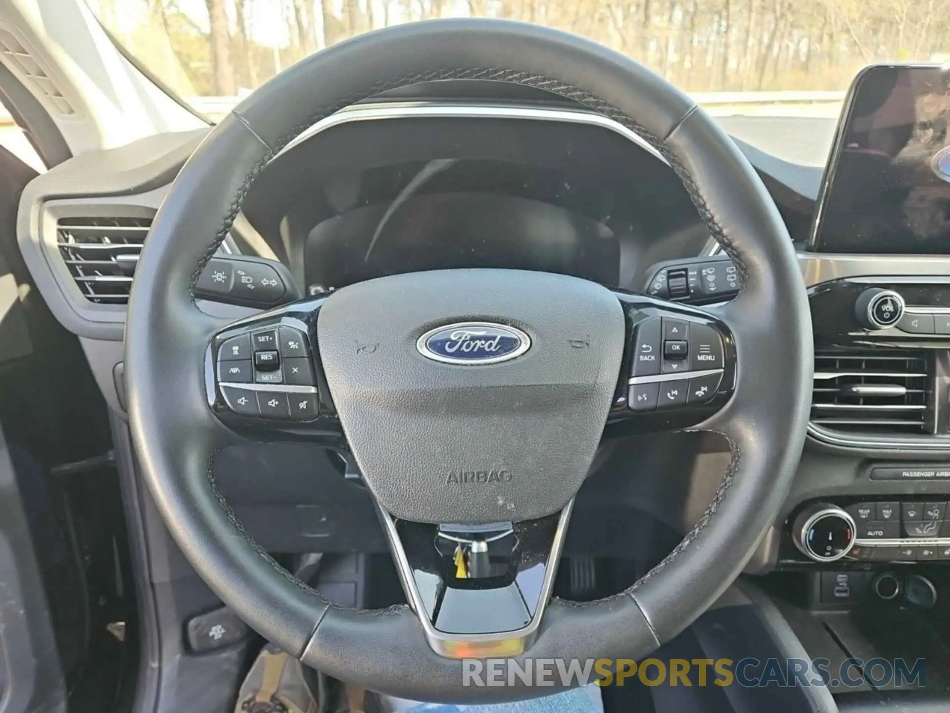 33 fotografías del automóvil dañado 1FMCU9J9XNUA73925 FORD ESCAPE 2022