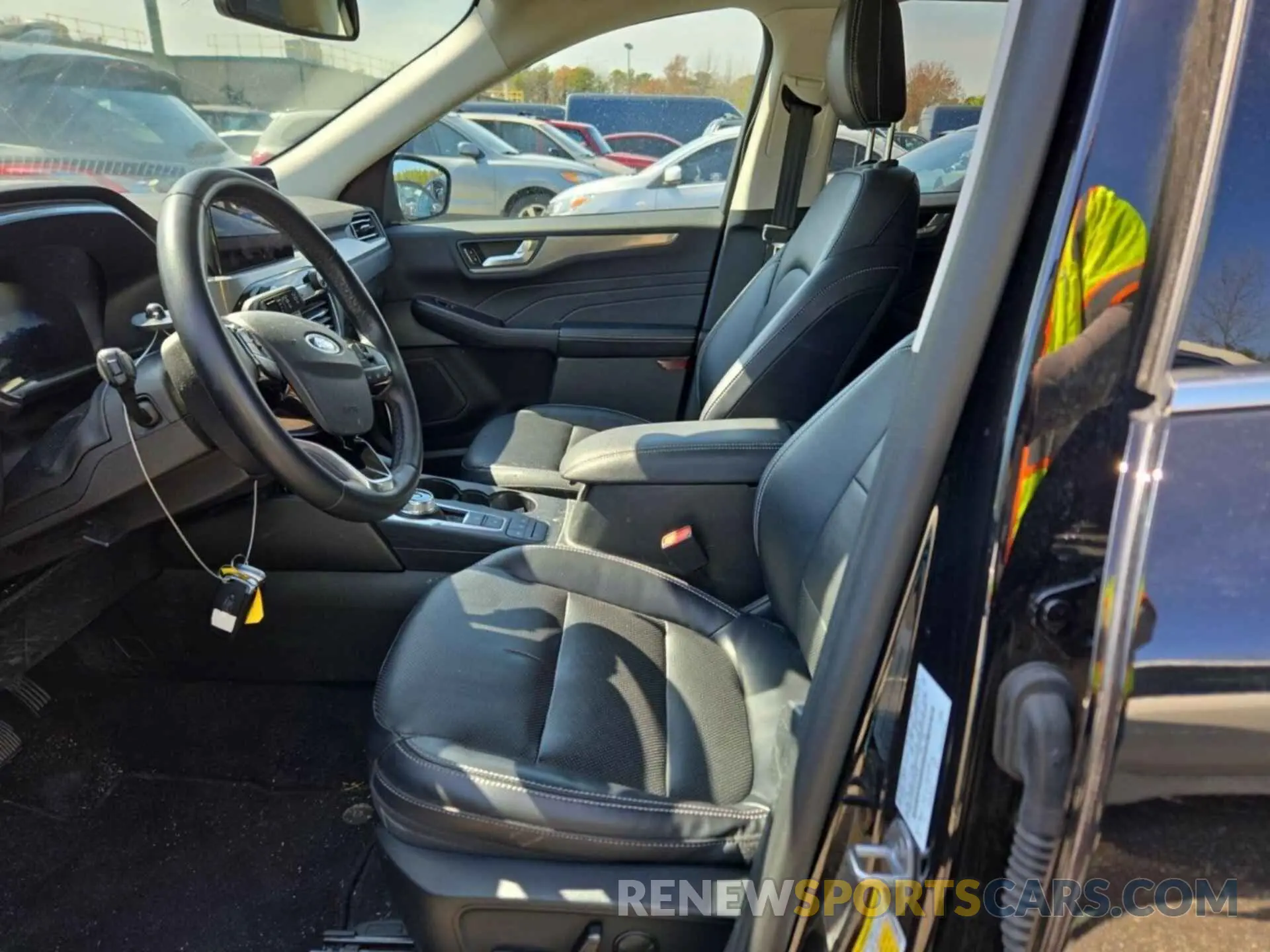 47 fotografías del automóvil dañado 1FMCU9J9XNUA73925 FORD ESCAPE 2022