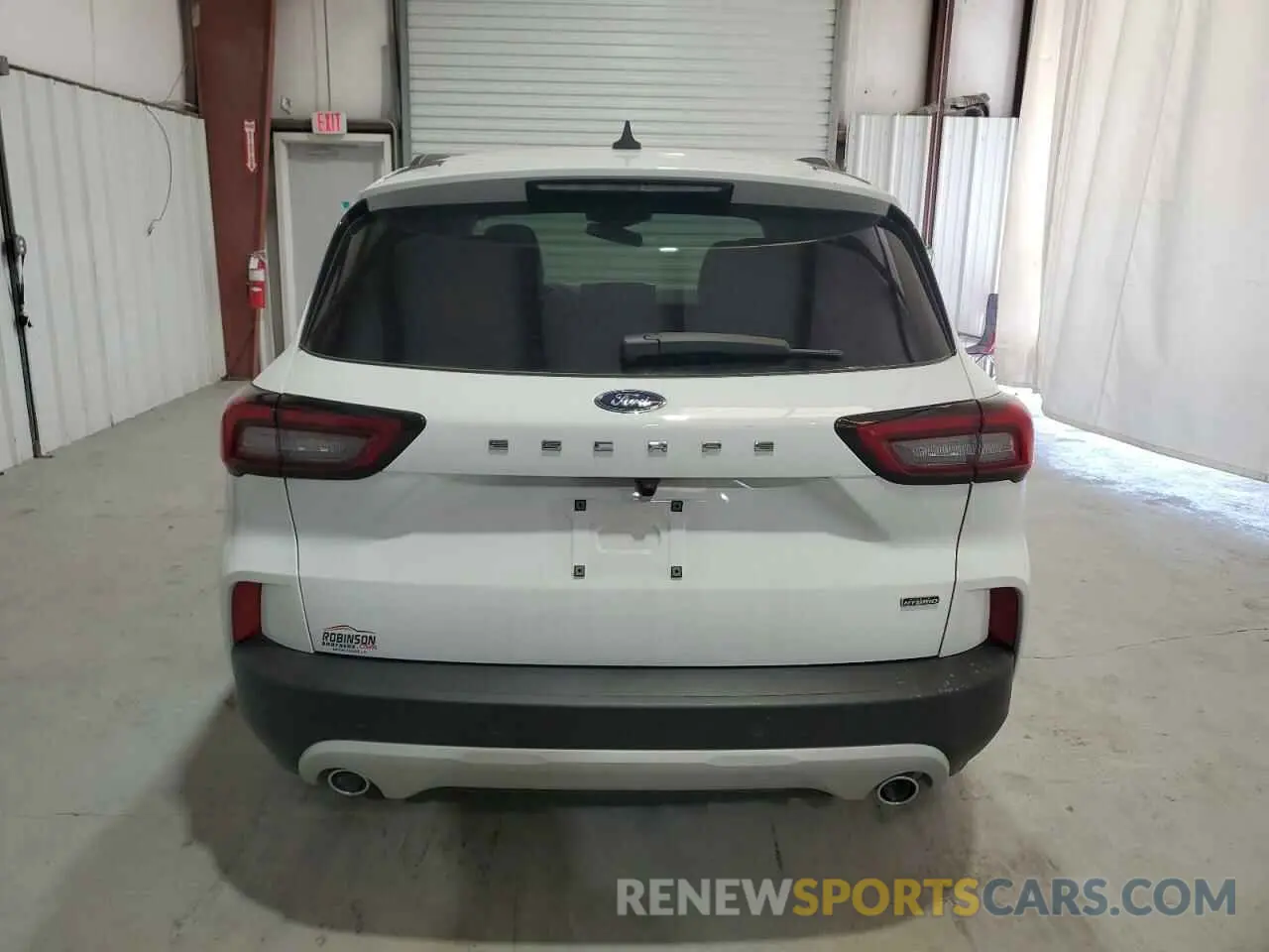 6 fotografías del automóvil dañado 1FMCU0E10PUA61236 FORD ESCAPE 2023