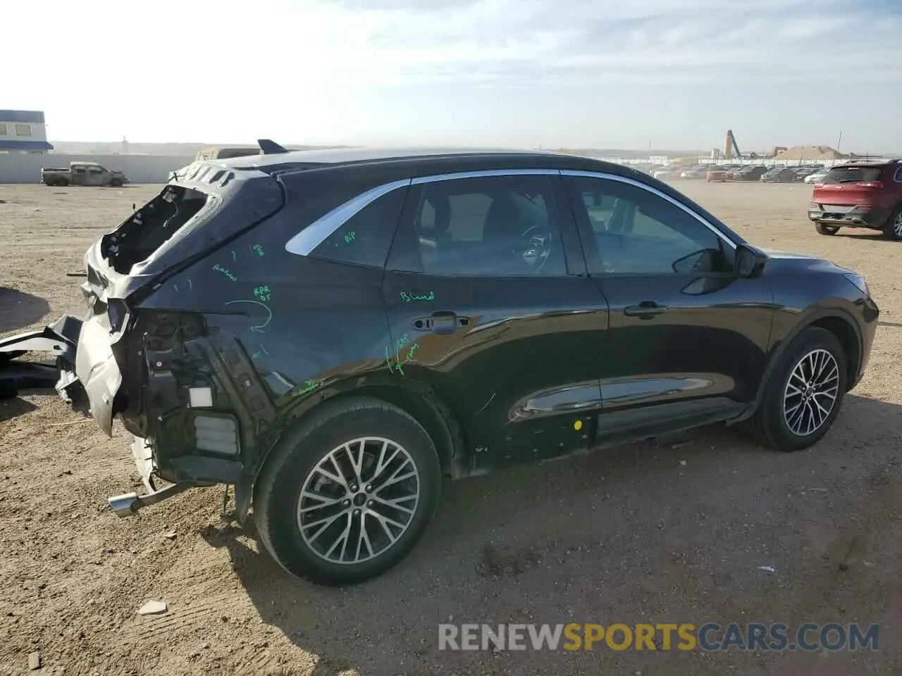 3 fotografías del automóvil dañado 1FMCU0E11PUB27356 FORD ESCAPE 2023