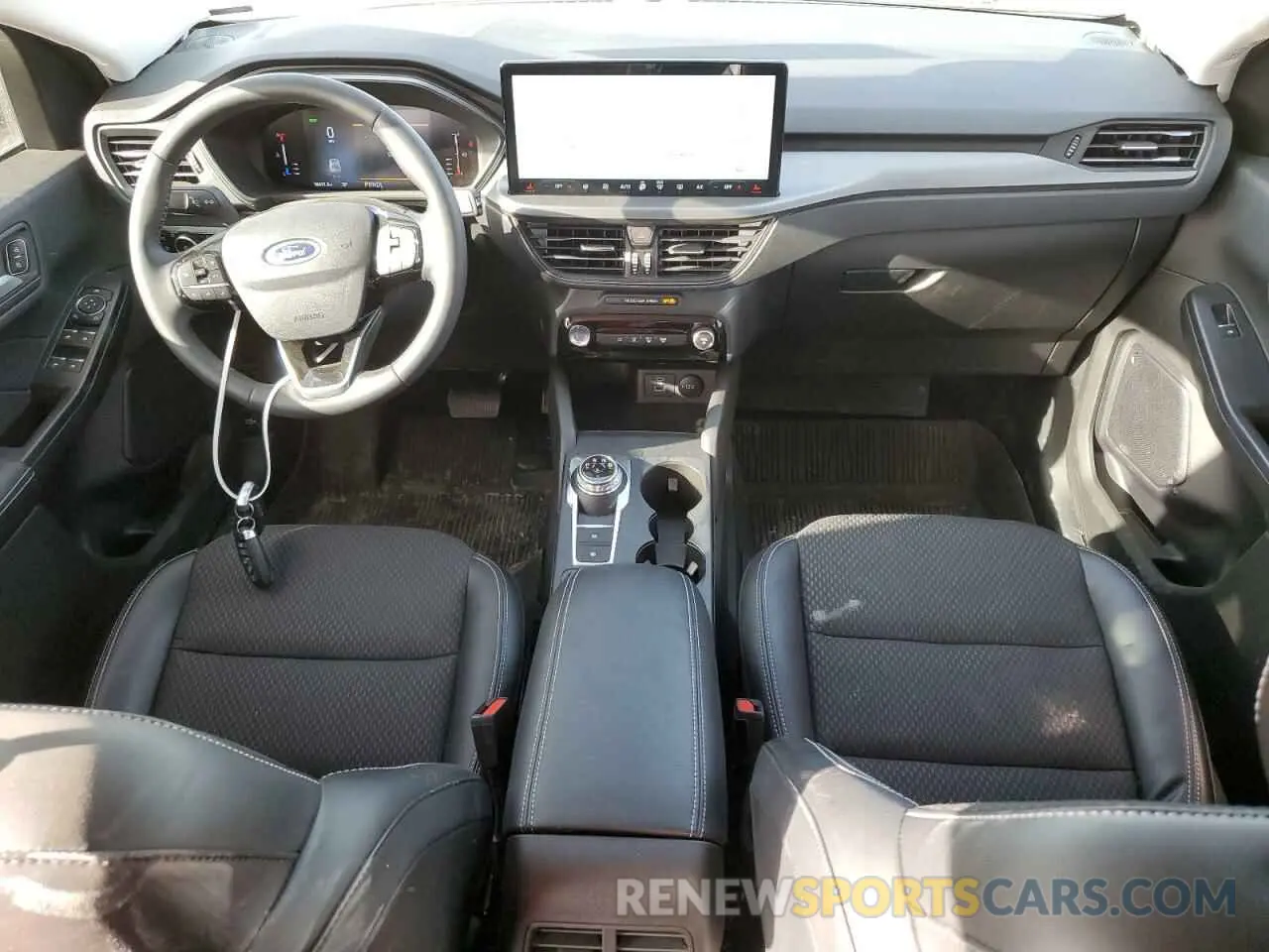 8 fotografías del automóvil dañado 1FMCU0E11PUB27356 FORD ESCAPE 2023
