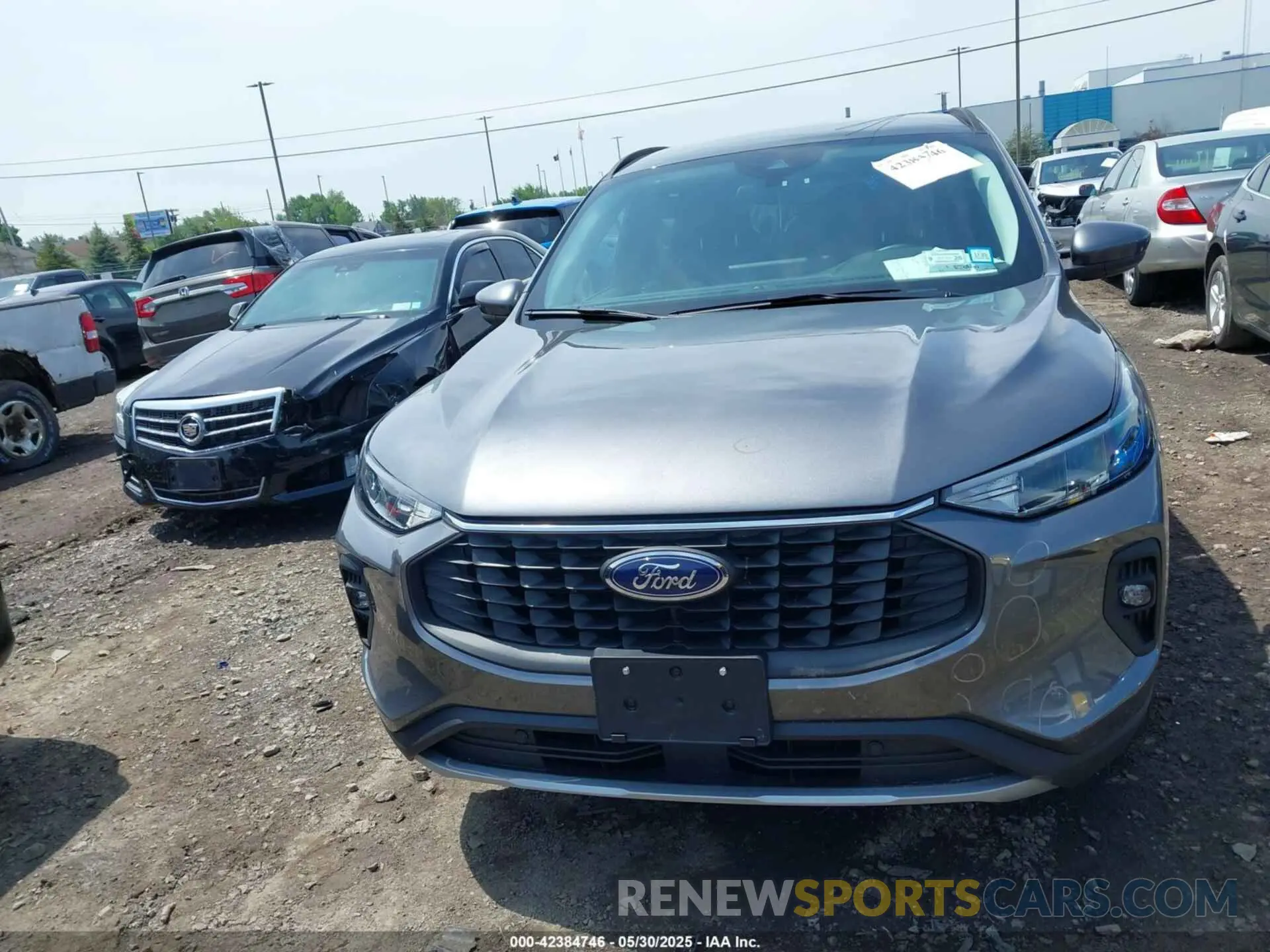 12 fotografías del automóvil dañado 1FMCU0E14PUB04024 FORD ESCAPE 2023