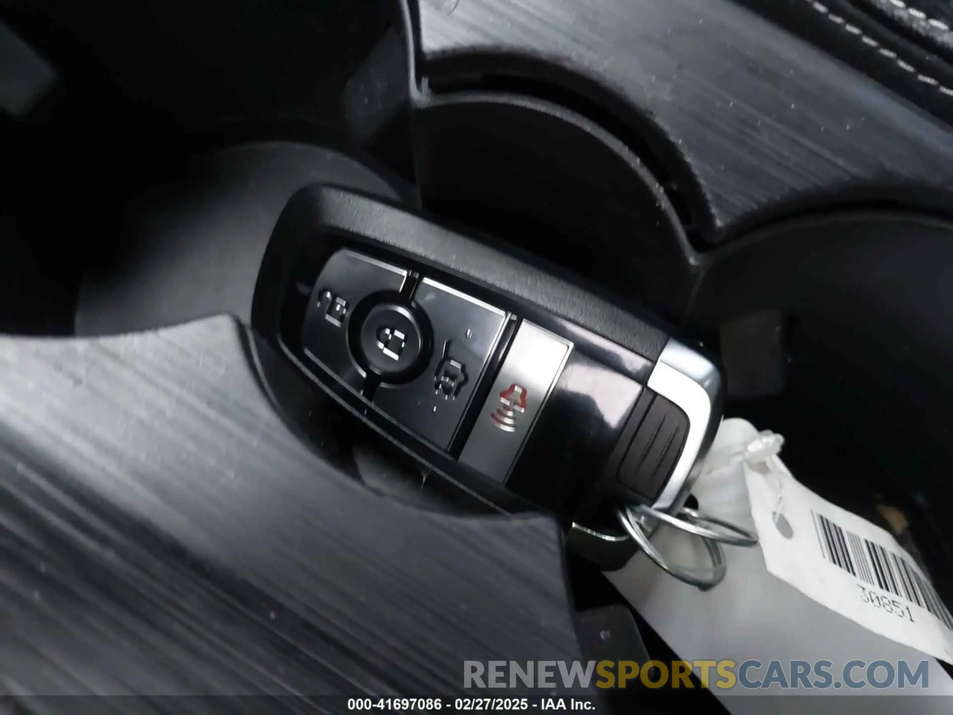 11 fotografías del automóvil dañado 1FMCU0E18PUA05142 FORD ESCAPE 2023