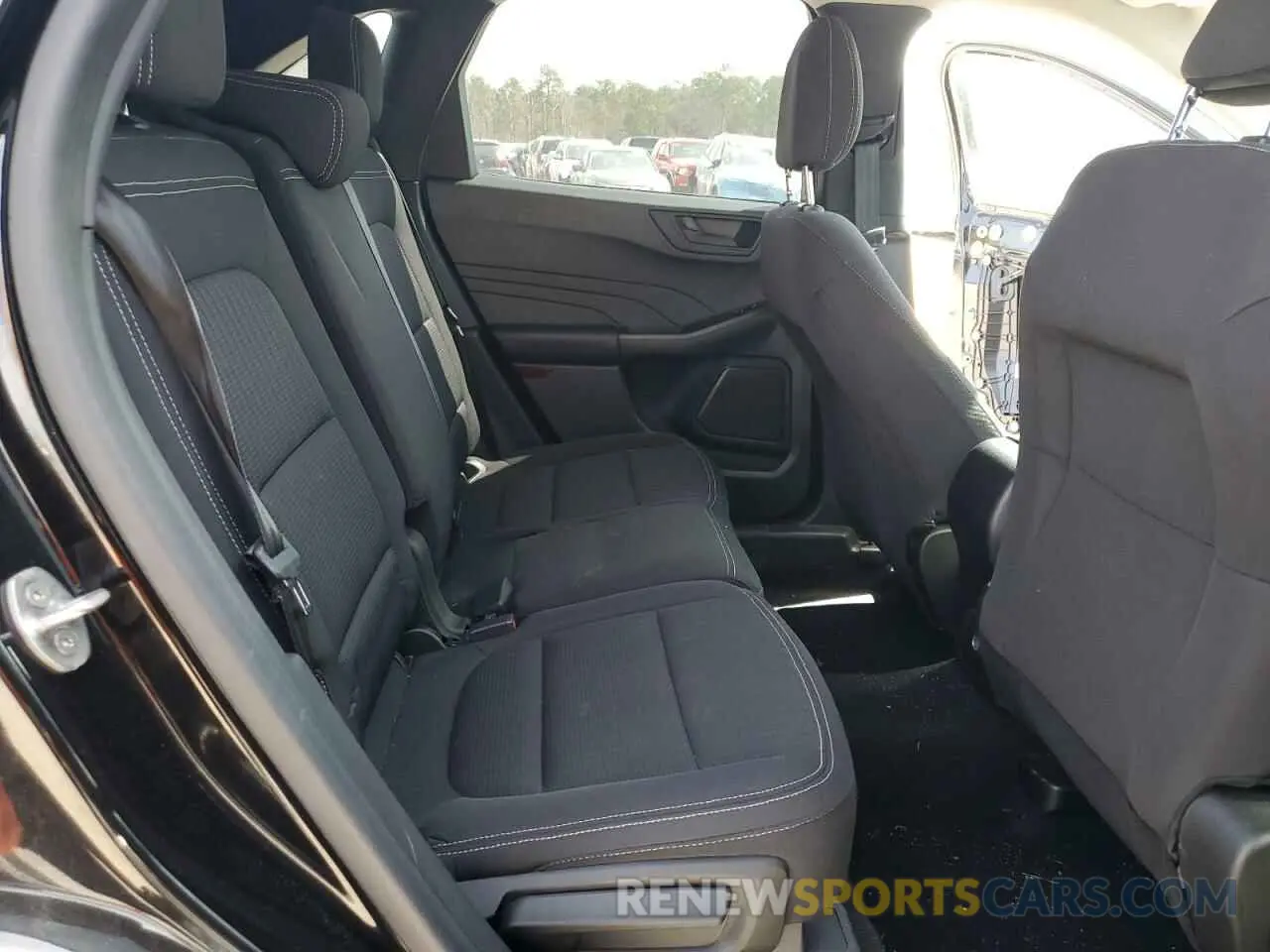 12 fotografías del automóvil dañado 1FMCU0FN3PUA15983 FORD ESCAPE 2023