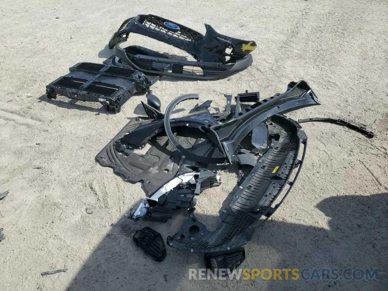 15 fotografías del automóvil dañado 1FMCU0FN3PUA15983 FORD ESCAPE 2023