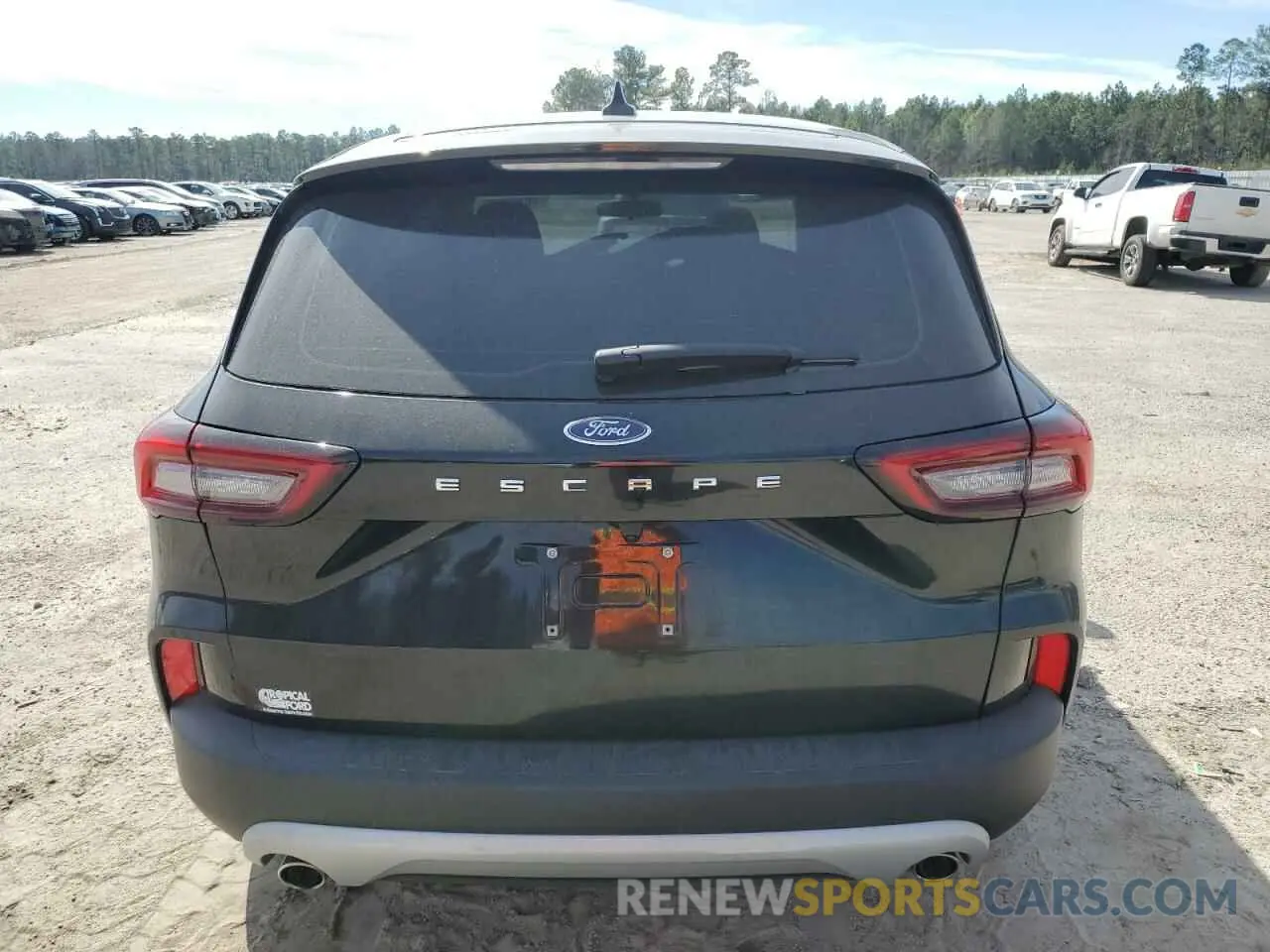 6 fotografías del automóvil dañado 1FMCU0FN3PUA15983 FORD ESCAPE 2023