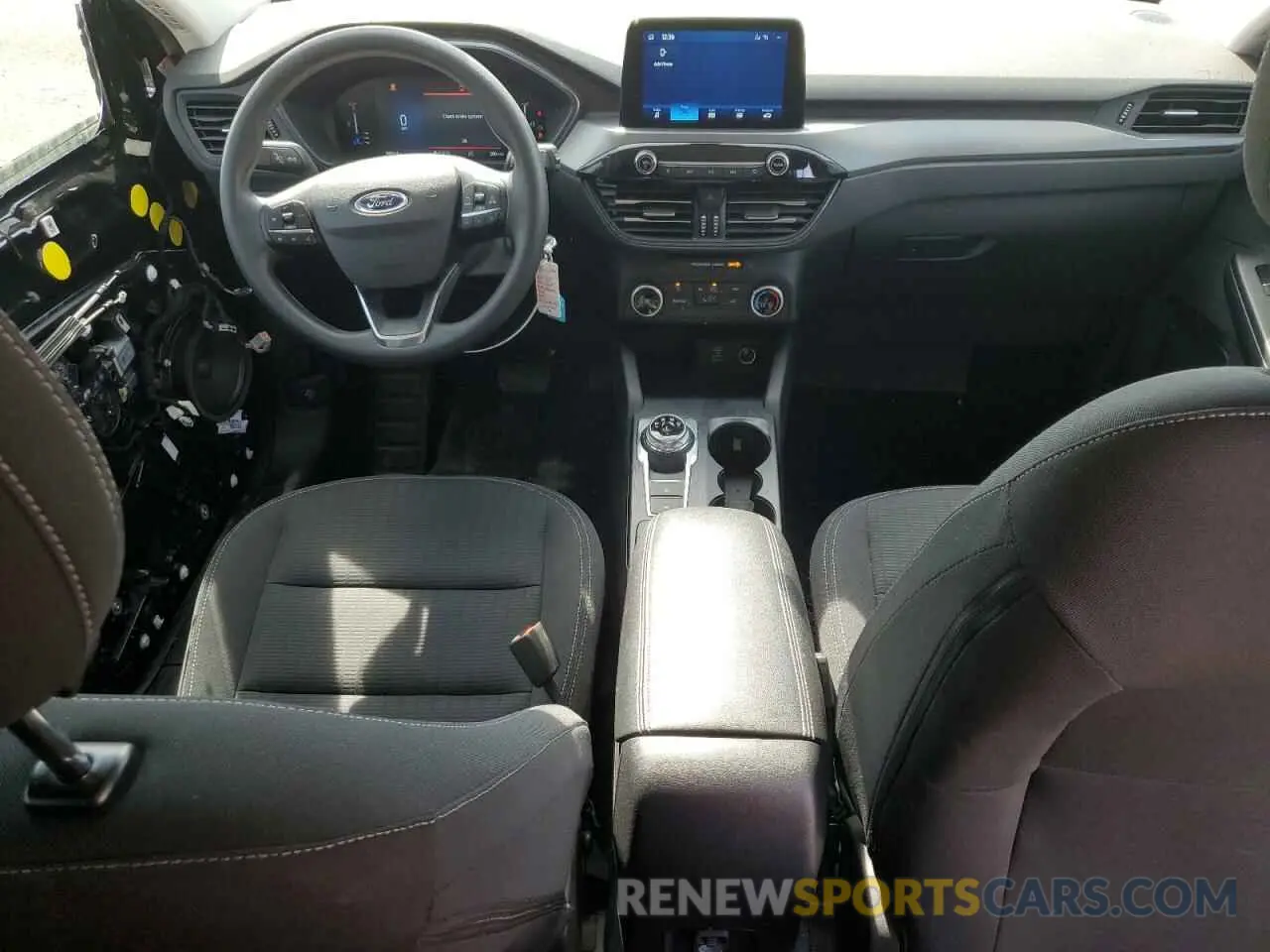 8 fotografías del automóvil dañado 1FMCU0FN3PUA15983 FORD ESCAPE 2023