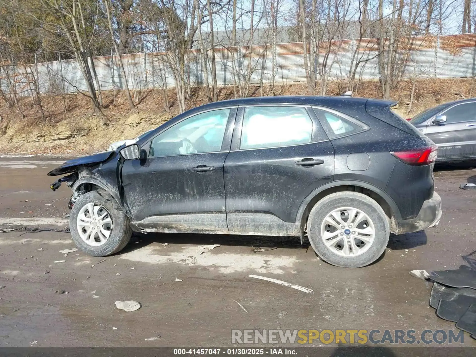 15 fotografías del automóvil dañado 1FMCU0FN5PUA00319 FORD ESCAPE 2023
