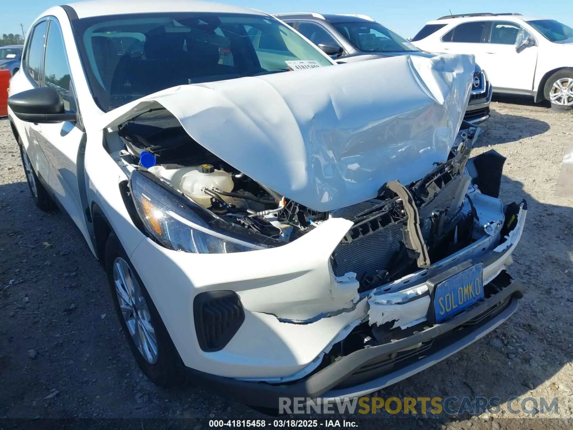 19 fotografías del automóvil dañado 1FMCU0GN0PUA52469 FORD ESCAPE 2023
