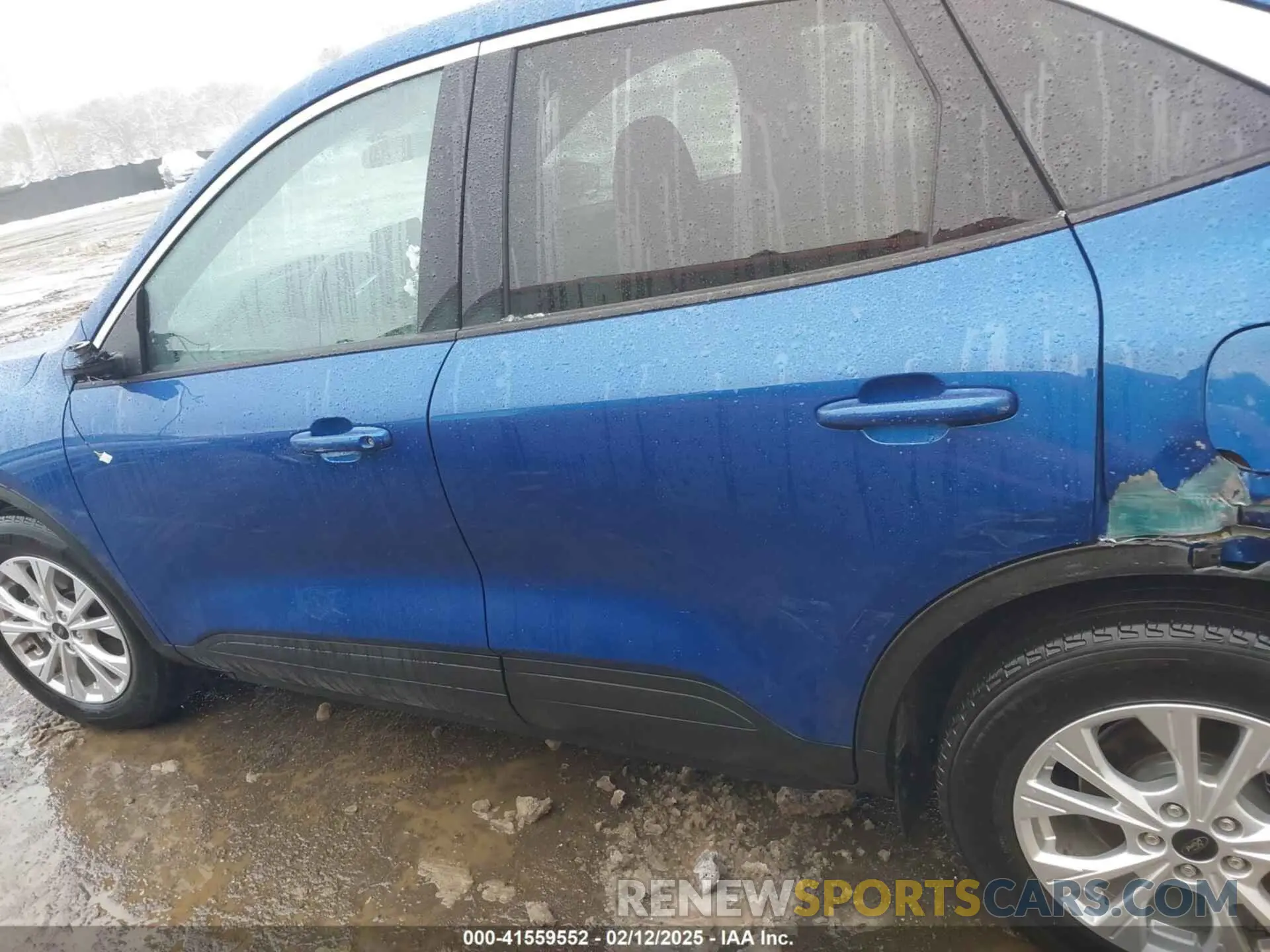 14 fotografías del automóvil dañado 1FMCU0GN8PUA75076 FORD ESCAPE 2023