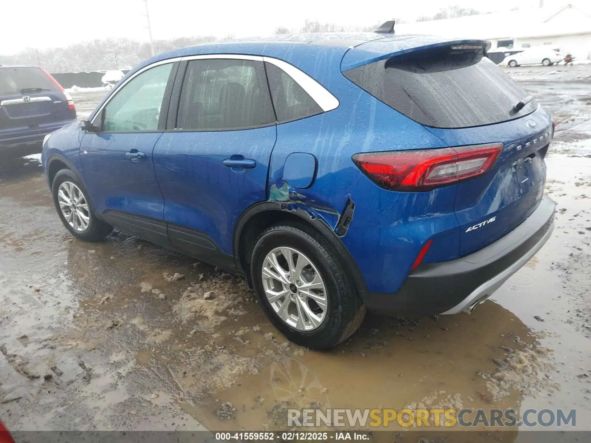 3 fotografías del automóvil dañado 1FMCU0GN8PUA75076 FORD ESCAPE 2023
