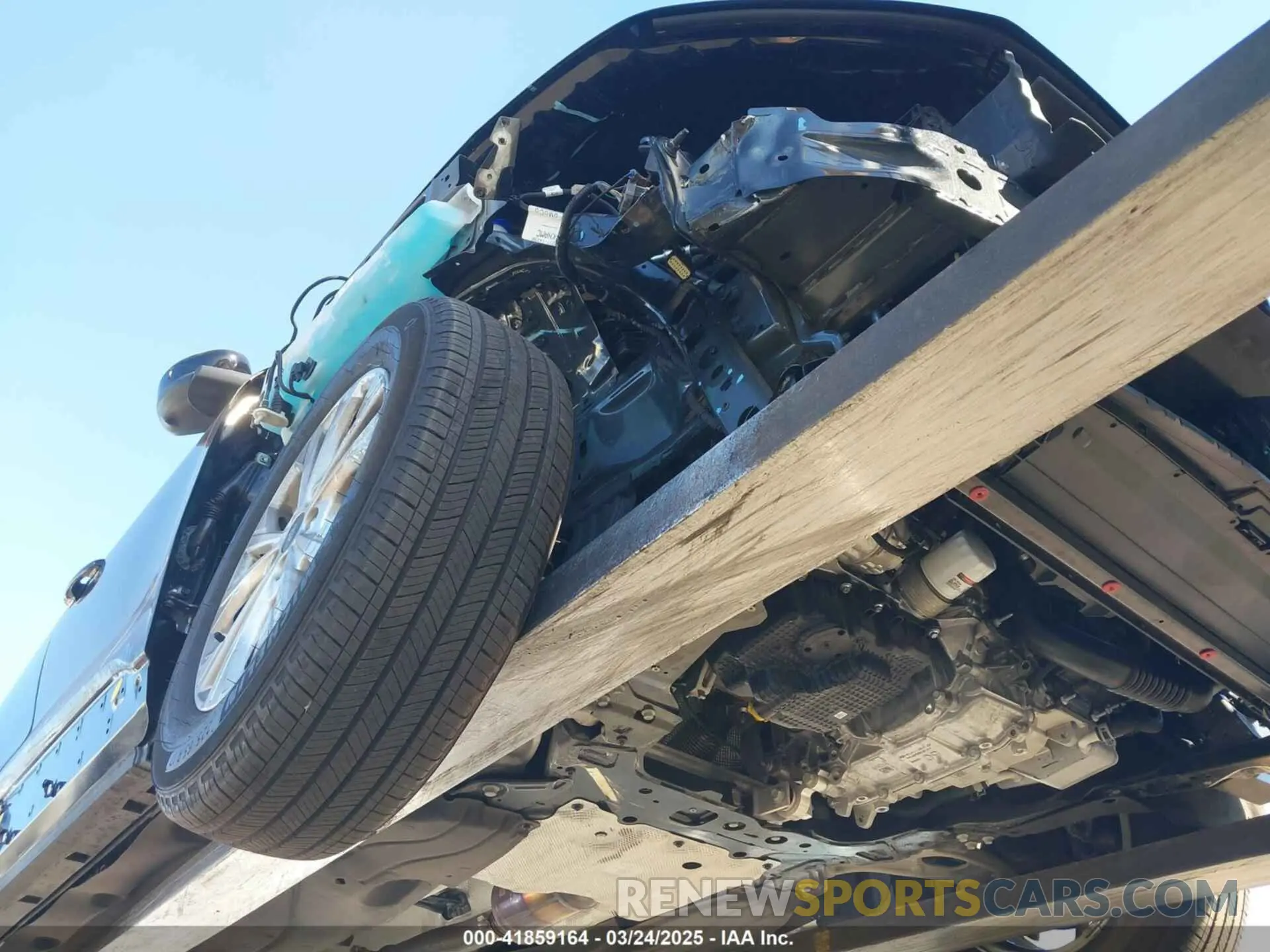 18 fotografías del automóvil dañado 1FMCU0GN9PUB12426 FORD ESCAPE 2023