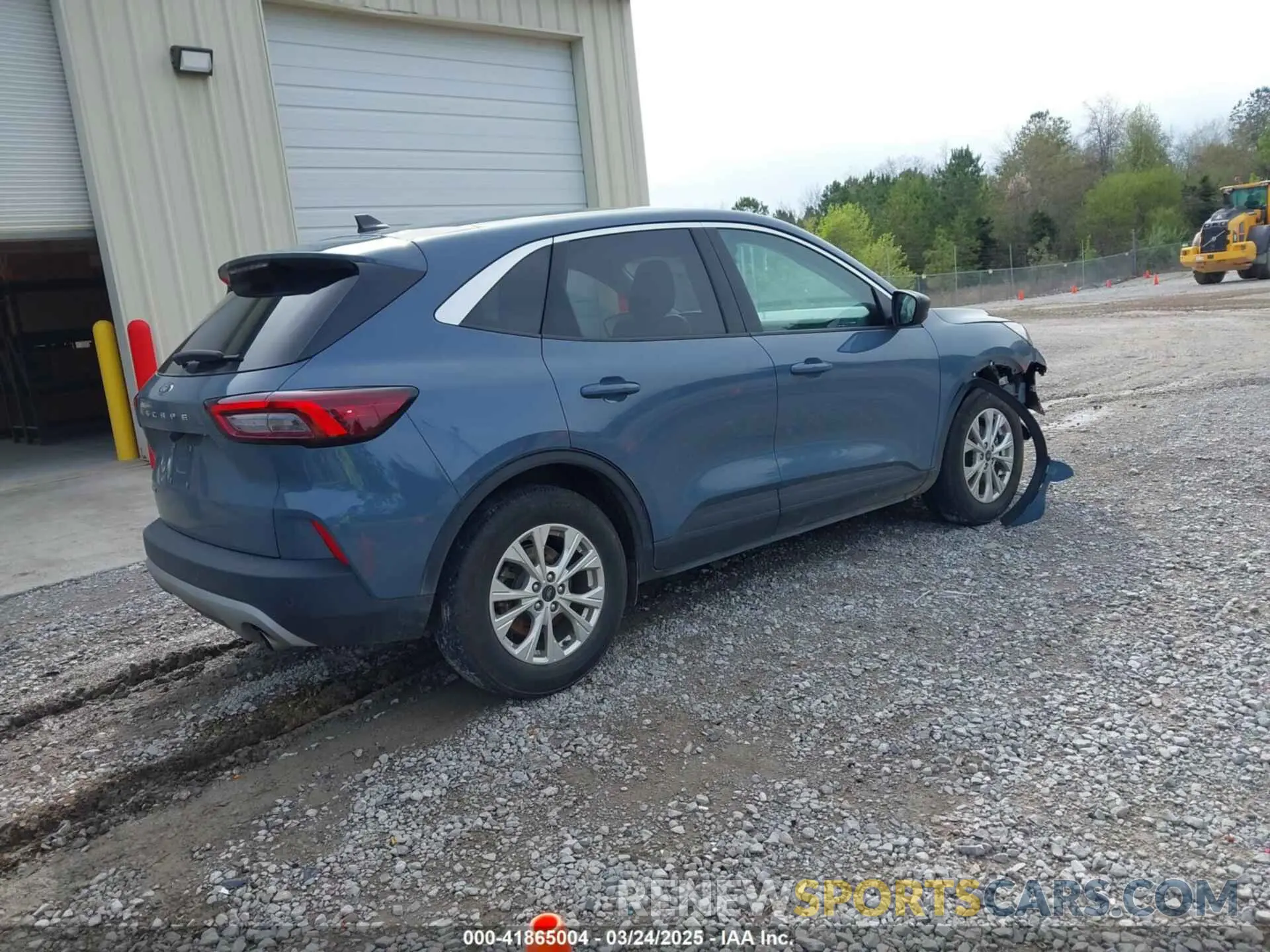 4 fotografías del automóvil dañado 1FMCU0GNXPUA41639 FORD ESCAPE 2023