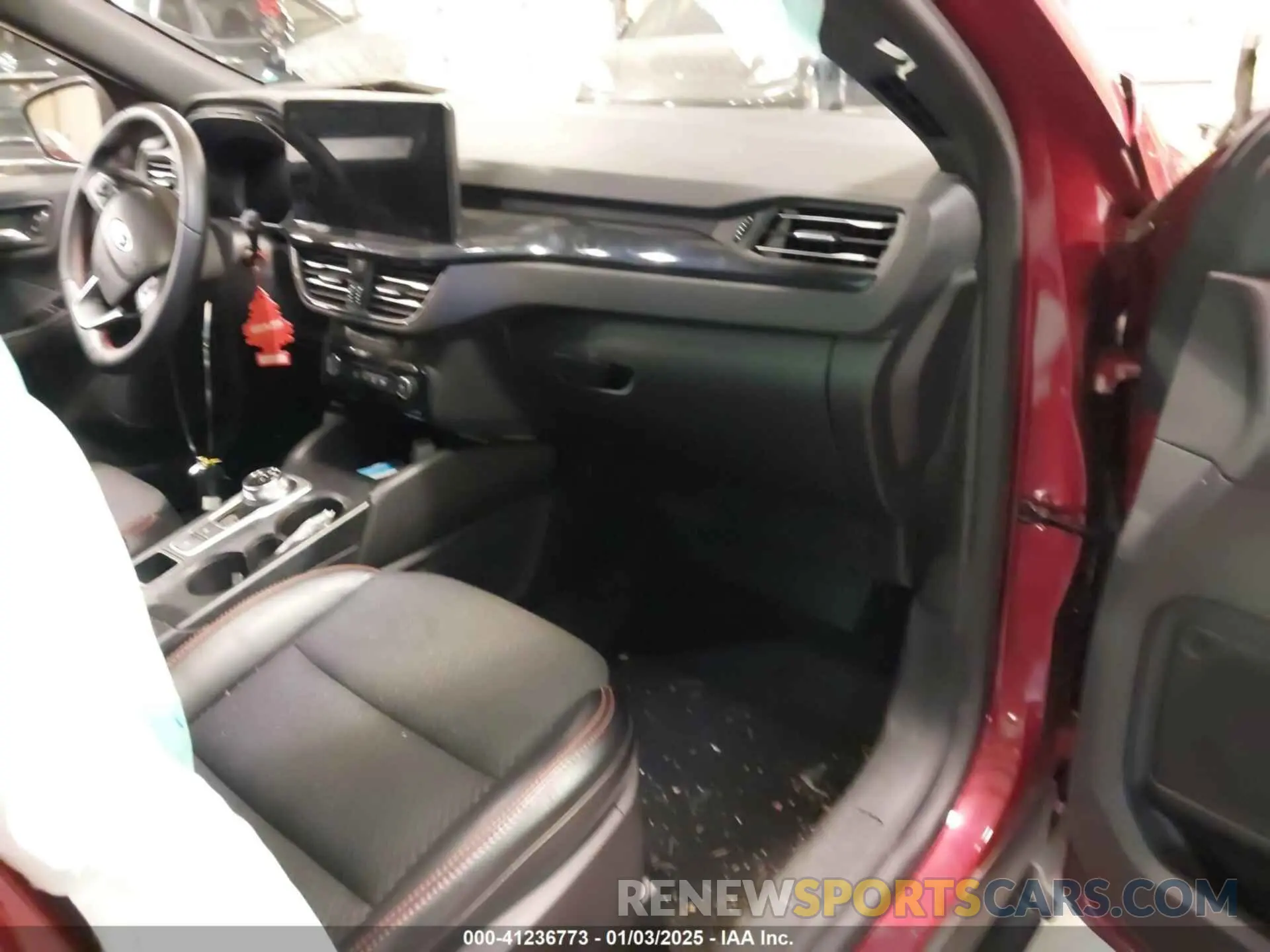 5 fotografías del automóvil dañado 1FMCU0MN6PUA10943 FORD ESCAPE 2023