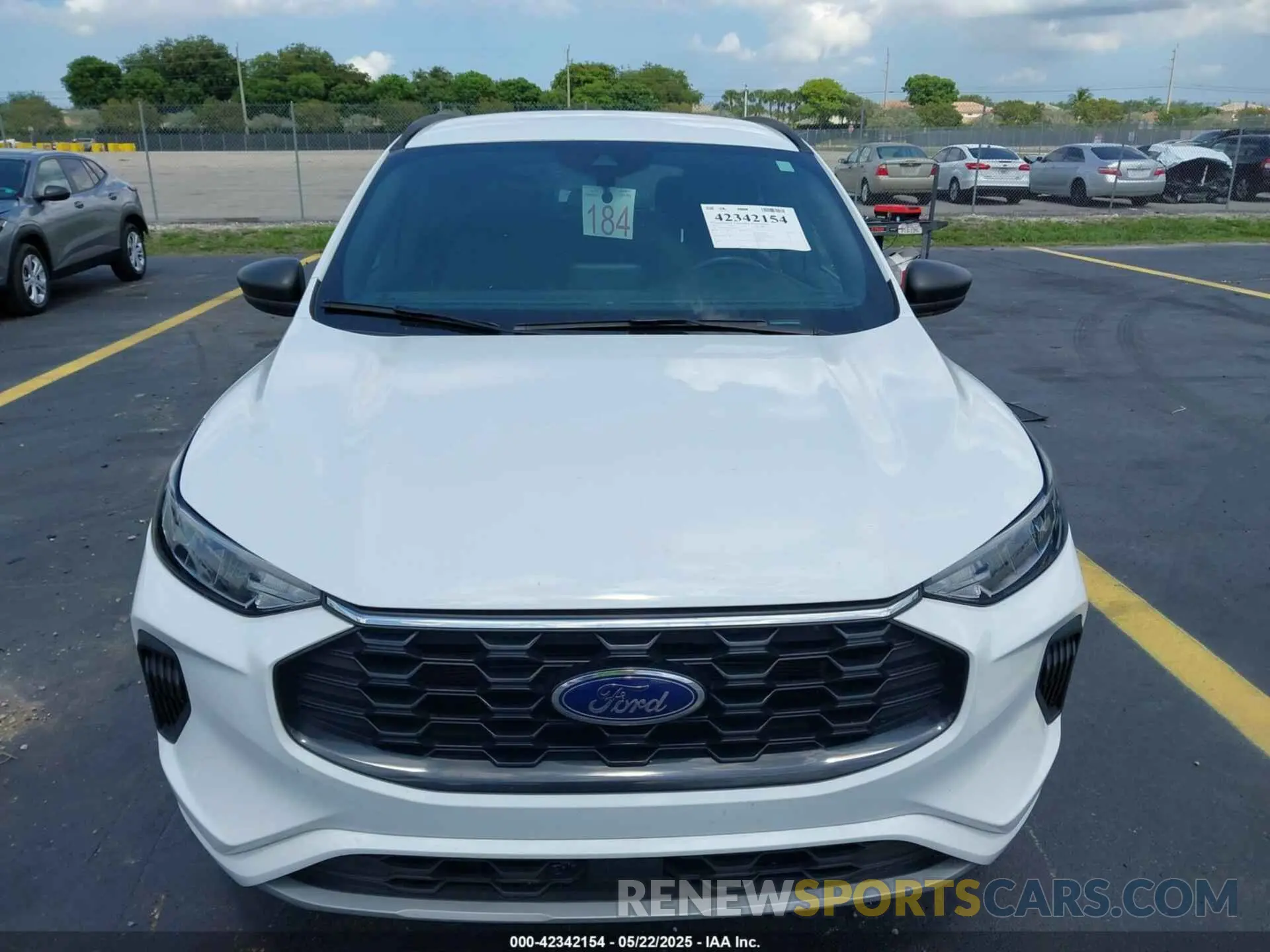 13 fotografías del automóvil dañado 1FMCU0MN6PUA59625 FORD ESCAPE 2023