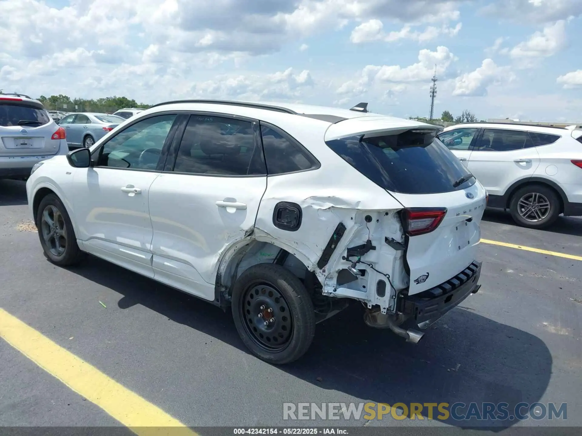 3 fotografías del automóvil dañado 1FMCU0MN6PUA59625 FORD ESCAPE 2023