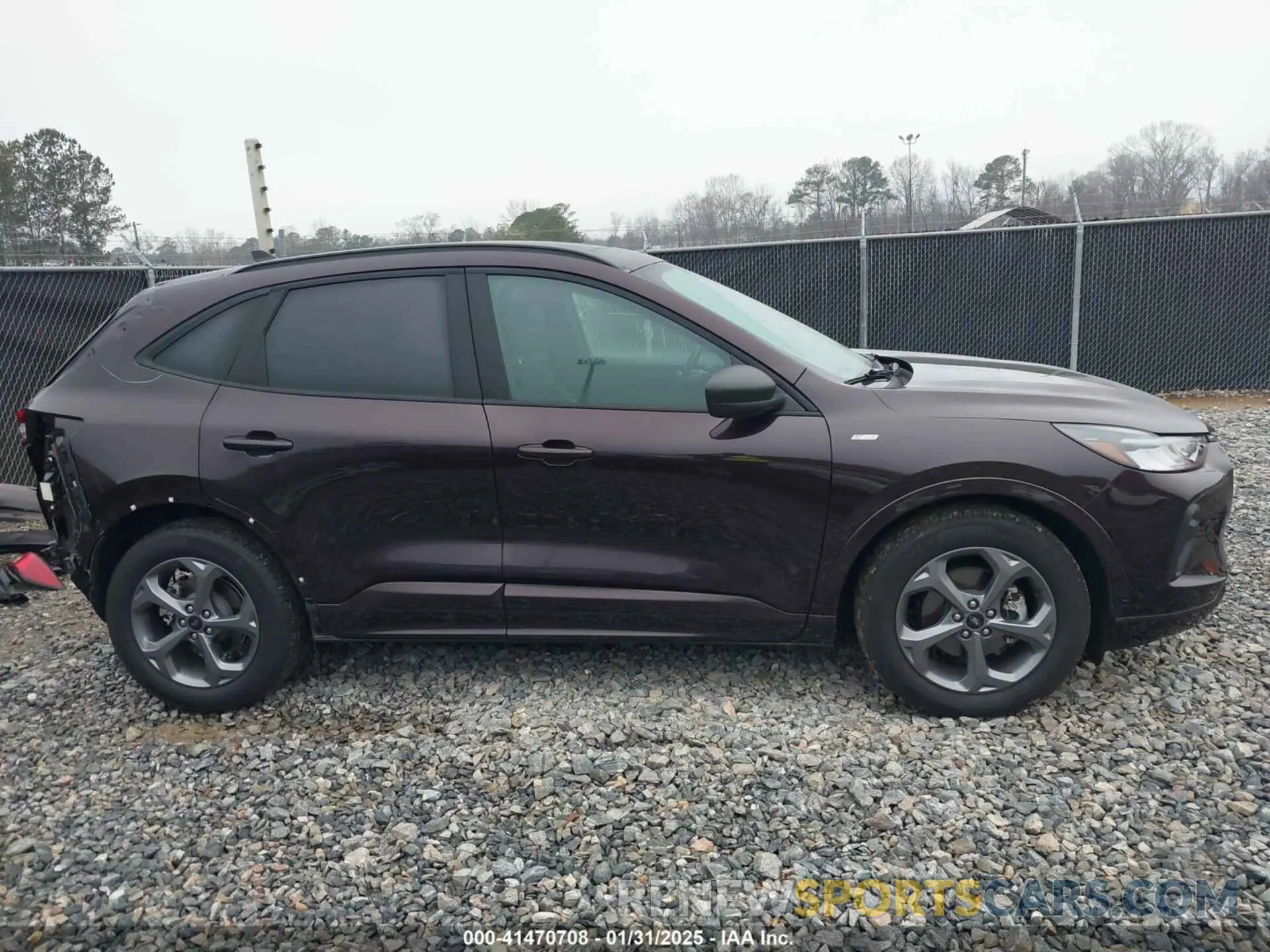 14 fotografías del automóvil dañado 1FMCU0MN7PUA38346 FORD ESCAPE 2023