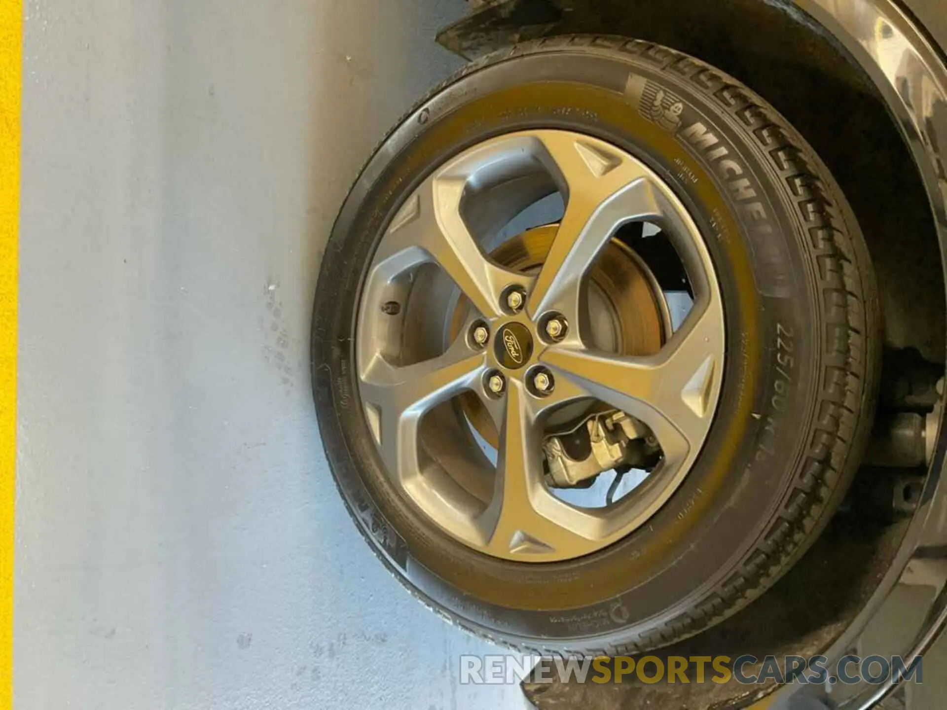 8 fotografías del automóvil dañado 1FMCU0MN8PUA53549 FORD ESCAPE 2023