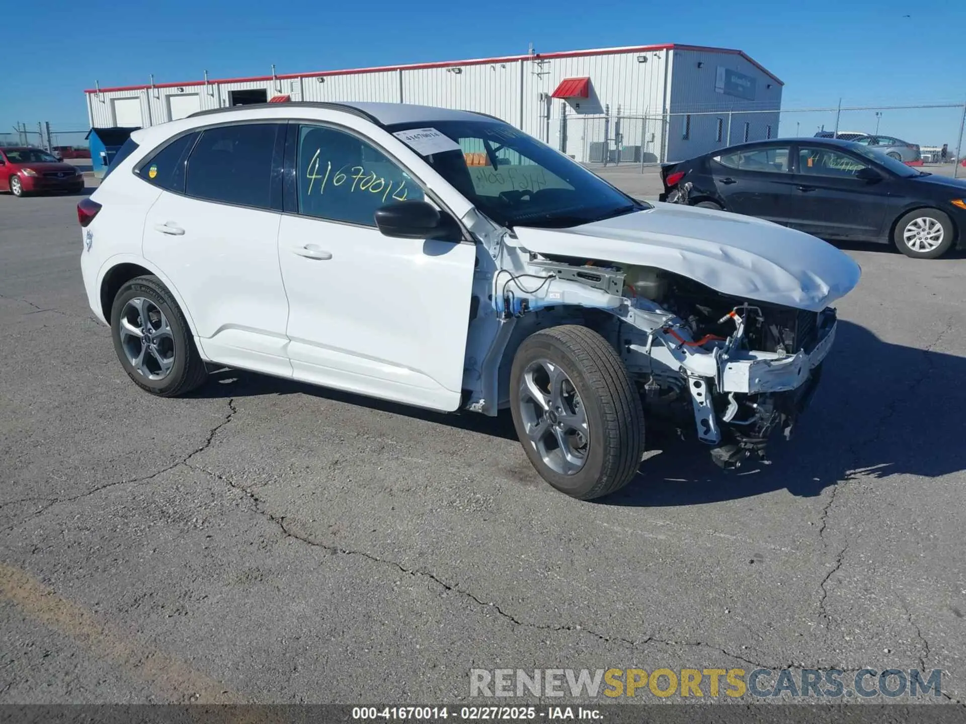 1 fotografías del automóvil dañado 1FMCU0MZ5PUB41896 FORD ESCAPE 2023