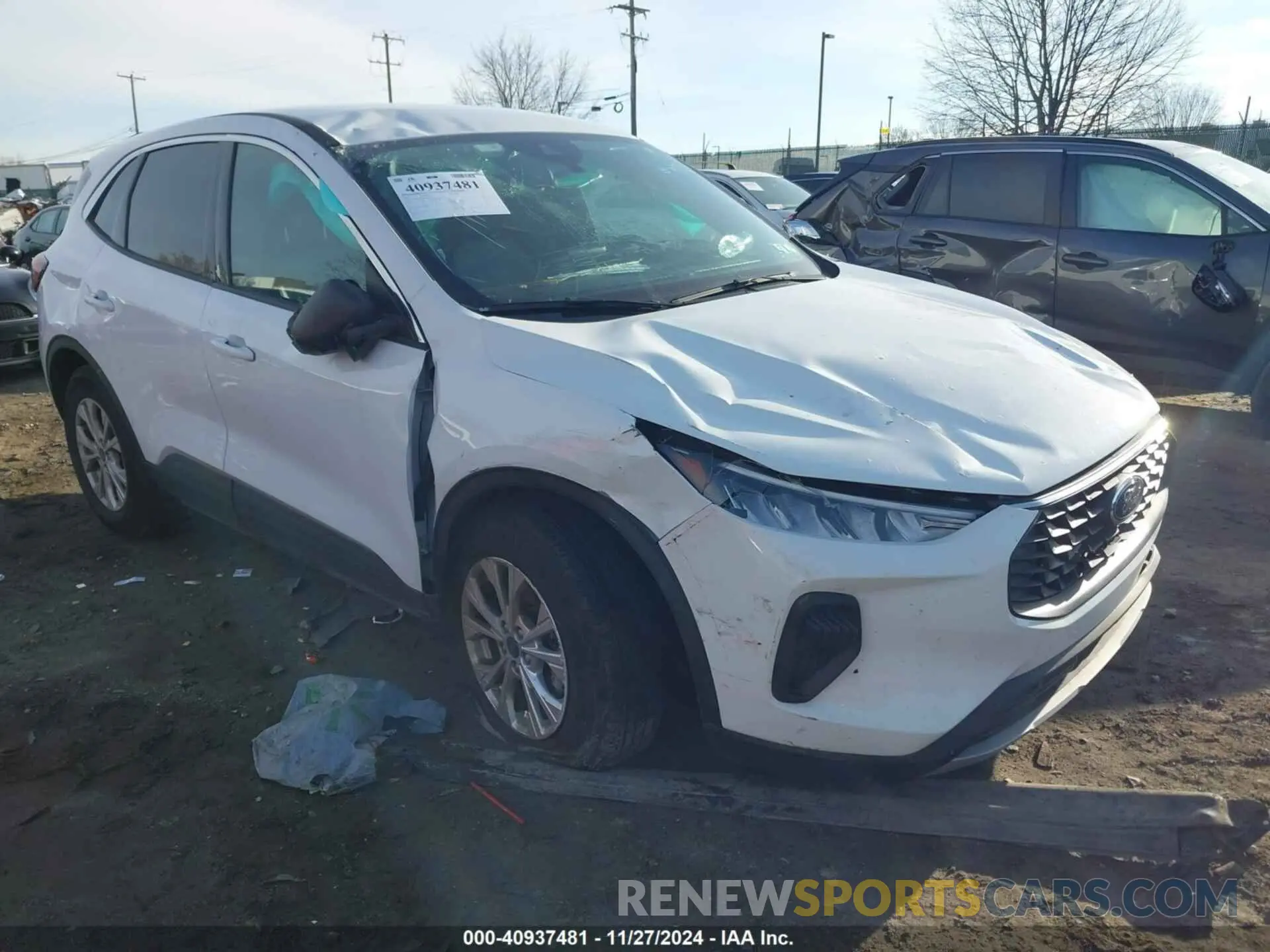 6 fotografías del automóvil dañado 1FMCU9GN0PUB29281 FORD ESCAPE 2023