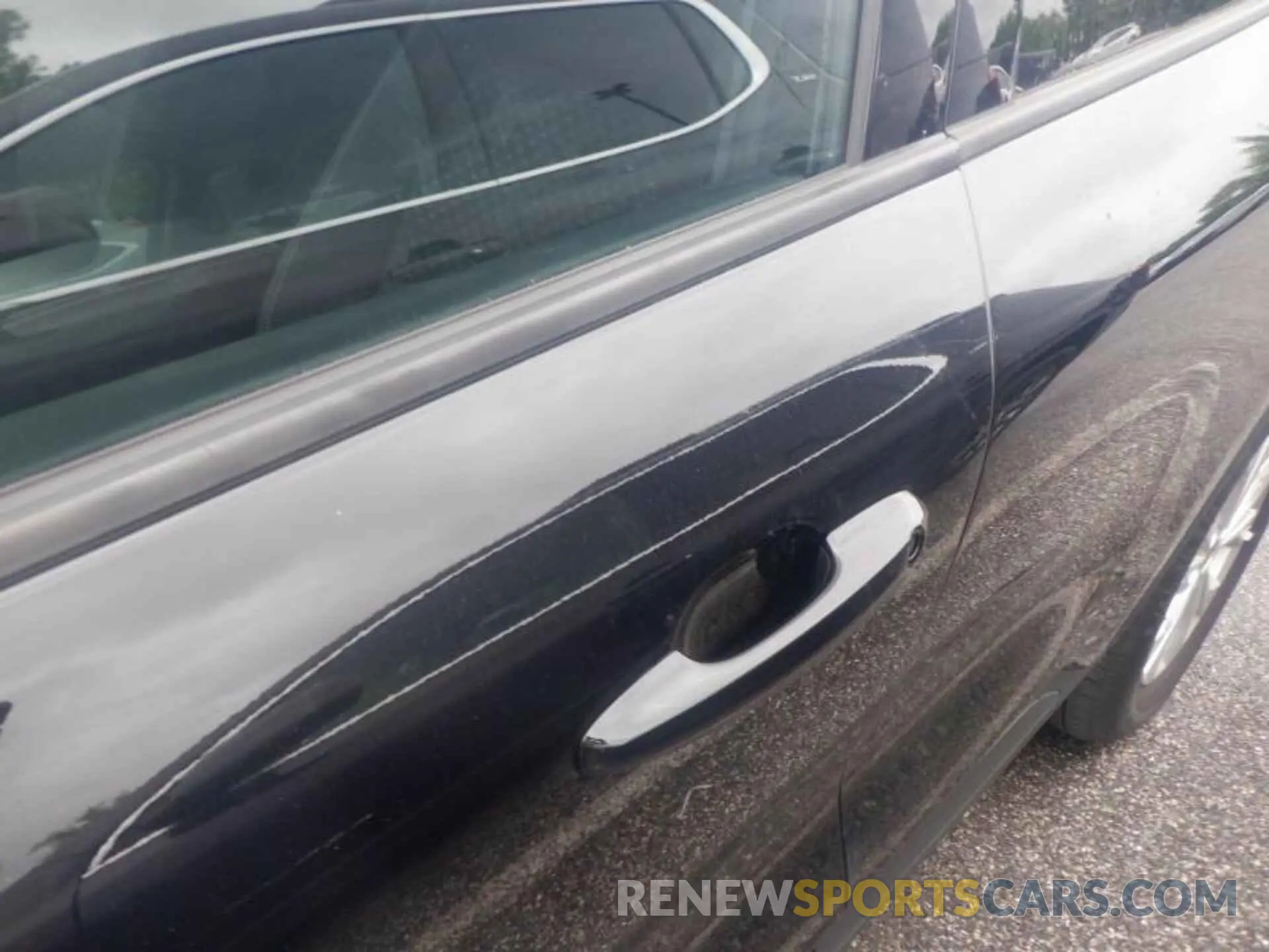 2 fotografías del automóvil dañado 1FMCU9GN4PUA25828 FORD ESCAPE 2023