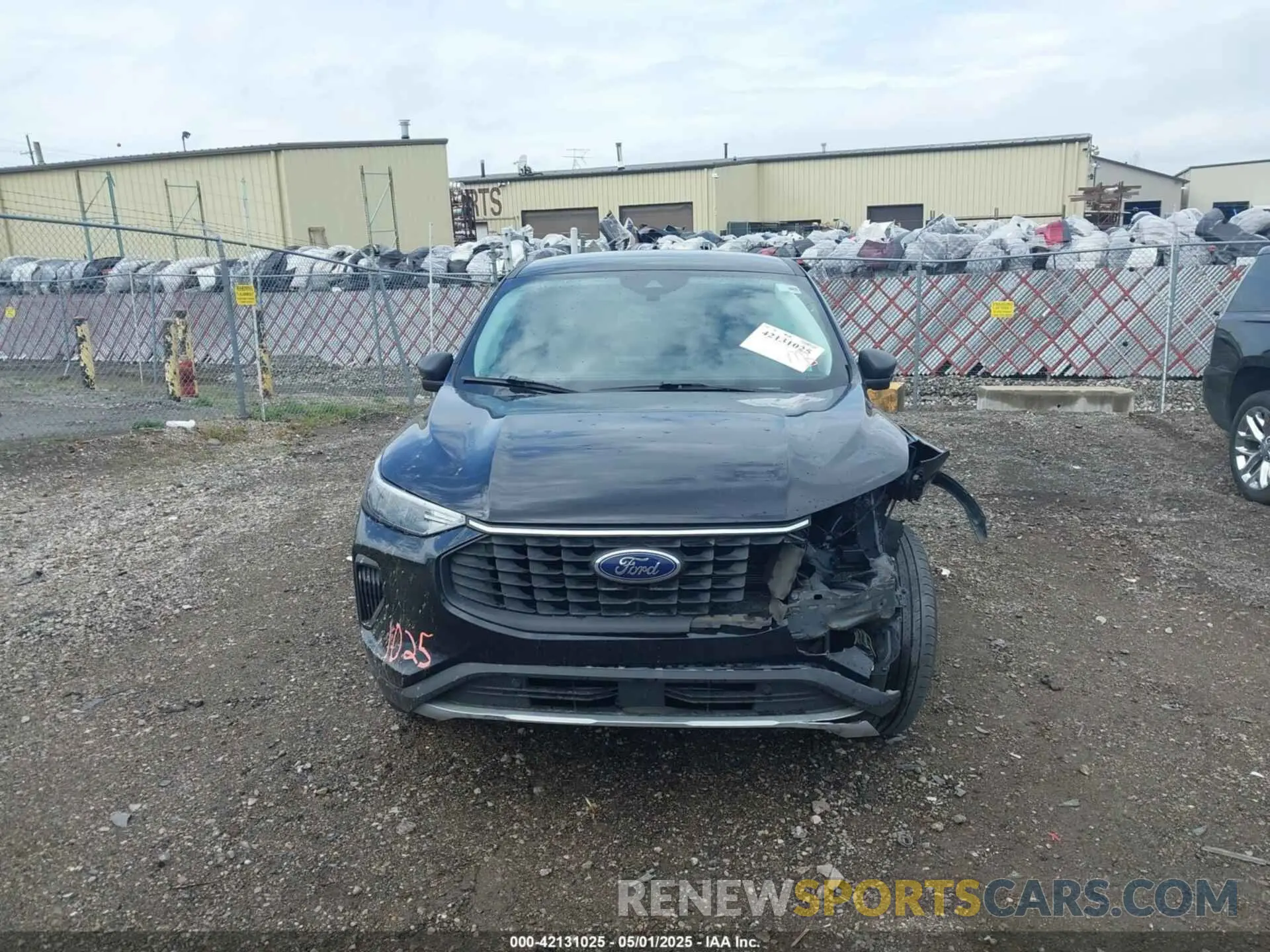 11 fotografías del automóvil dañado 1FMCU9GN7PUA04116 FORD ESCAPE 2023