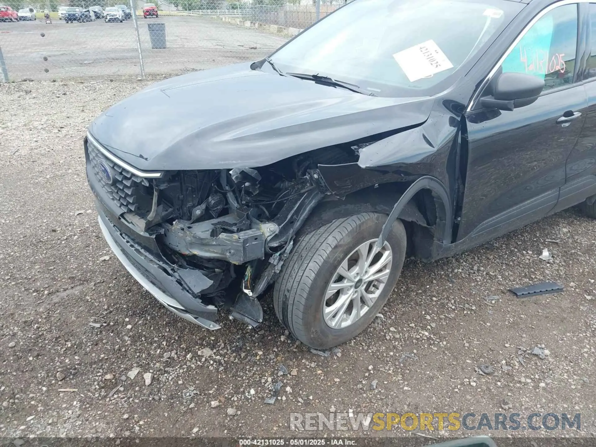 6 fotografías del automóvil dañado 1FMCU9GN7PUA04116 FORD ESCAPE 2023