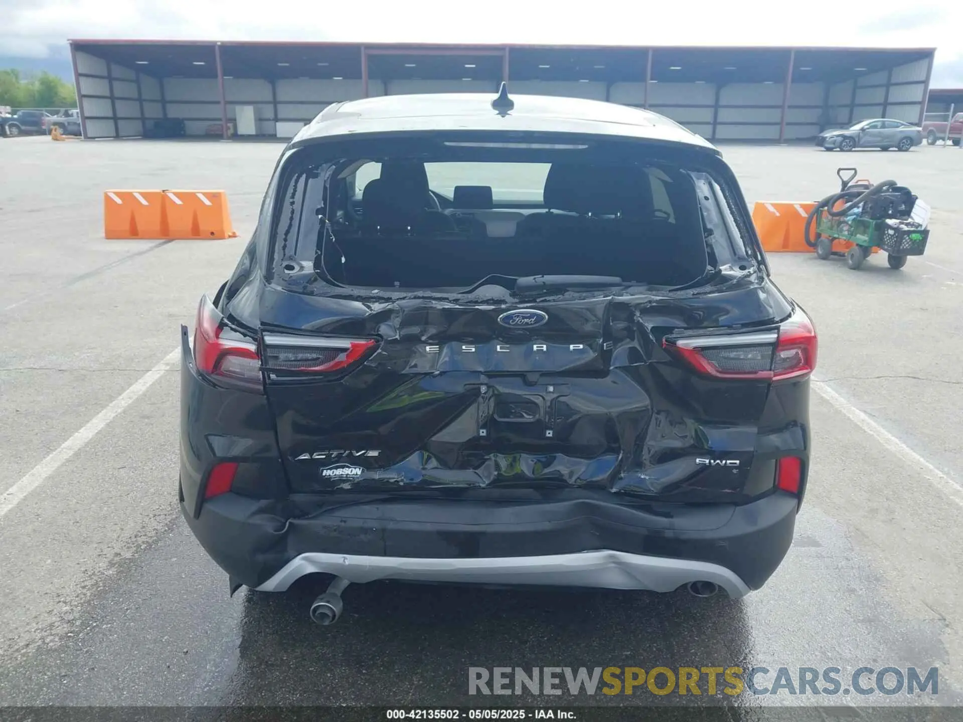 16 fotografías del automóvil dañado 1FMCU9GN9PUB16383 FORD ESCAPE 2023