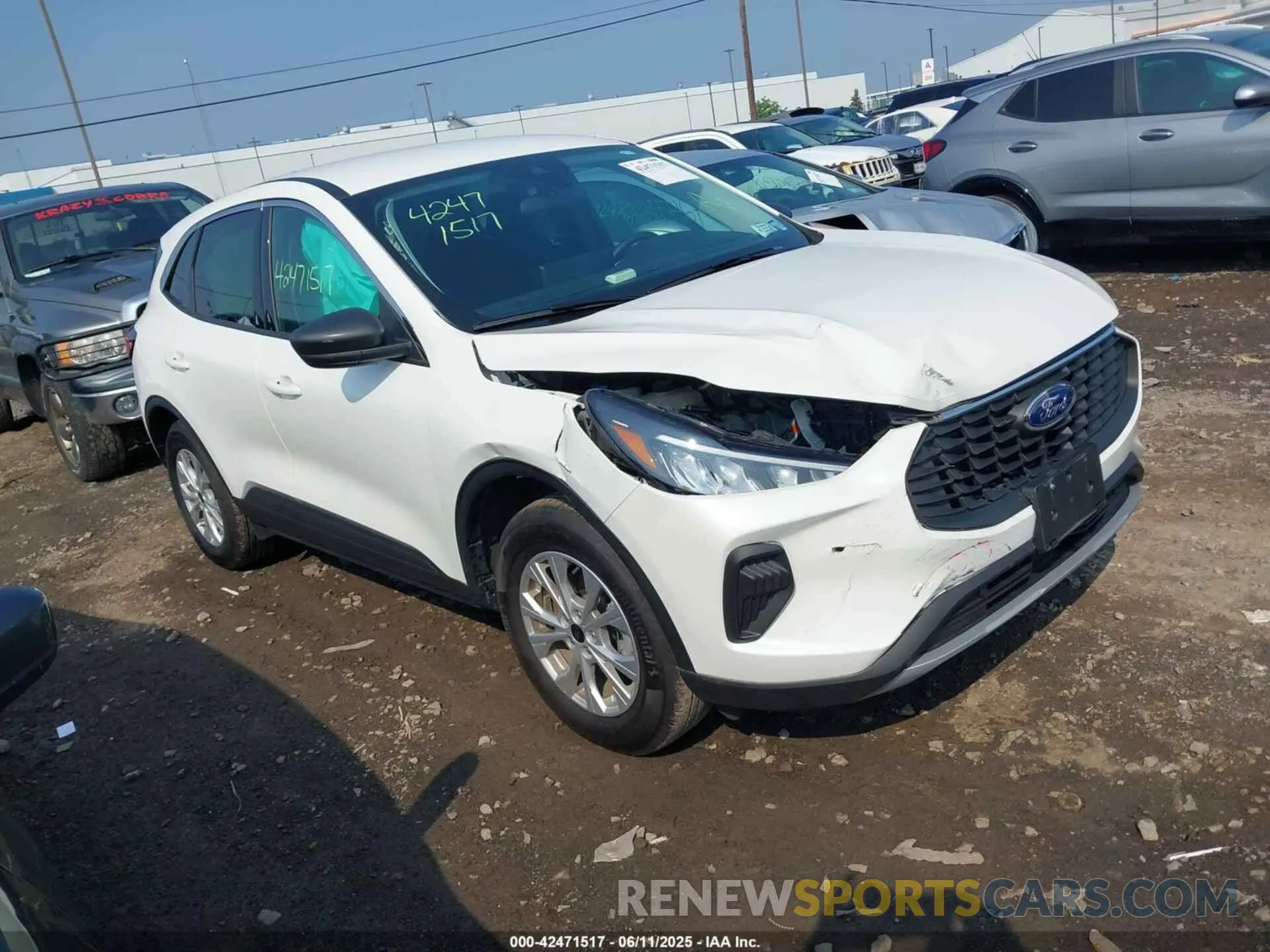 1 fotografías del automóvil dañado 1FMCU9GN9PUB32681 FORD ESCAPE 2023