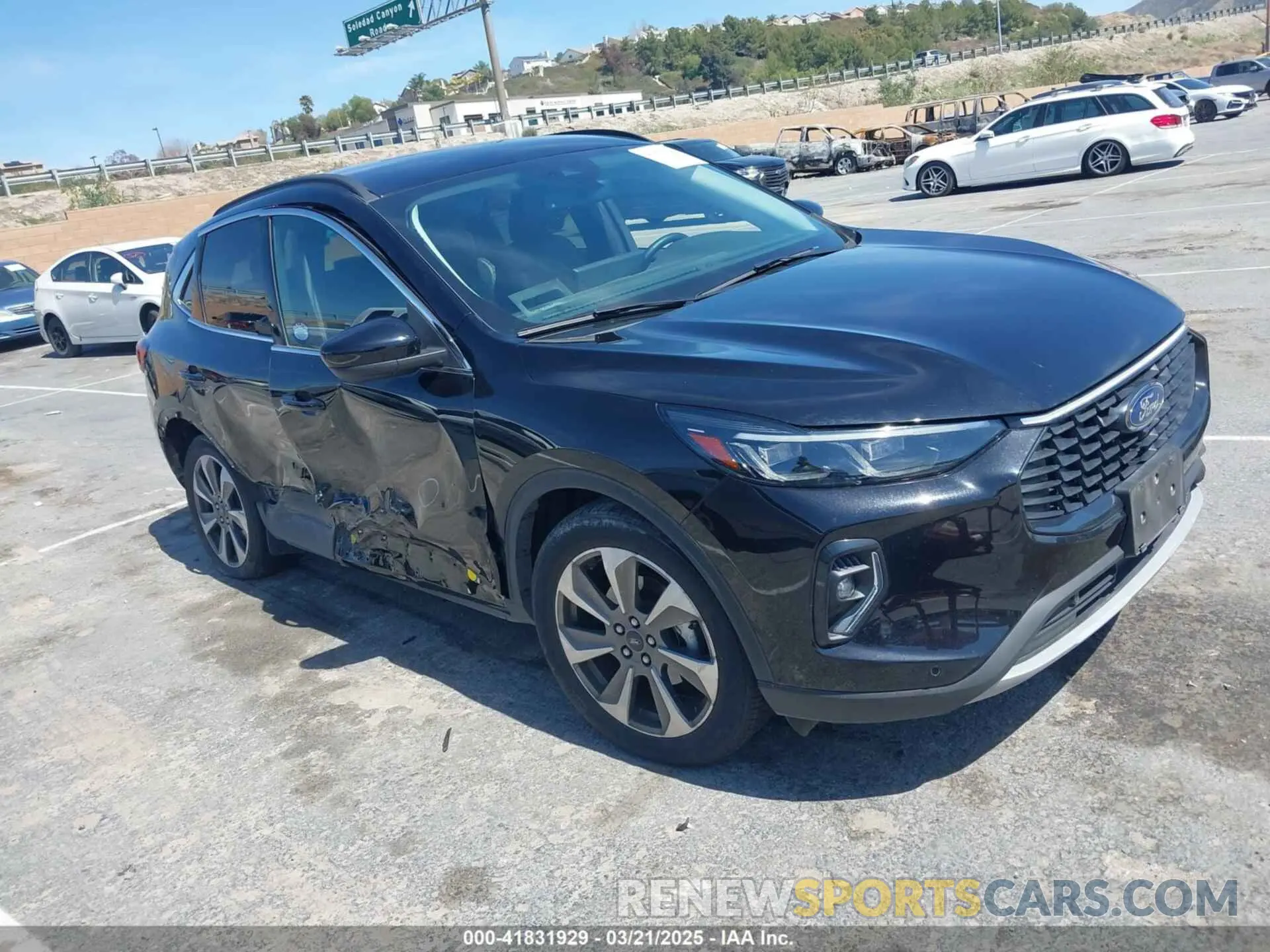 1 fotografías del automóvil dañado 1FMCU9JA6PUA81422 FORD ESCAPE 2023