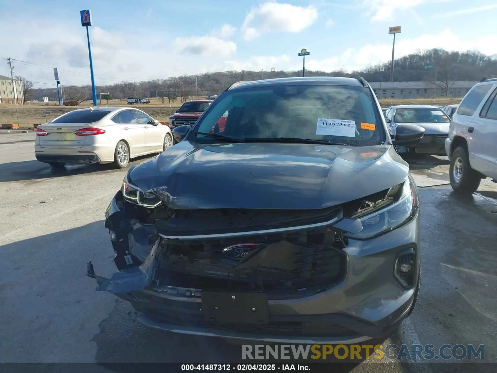 11 fotografías del automóvil dañado 1FMCU9JA7PUB20373 FORD ESCAPE 2023